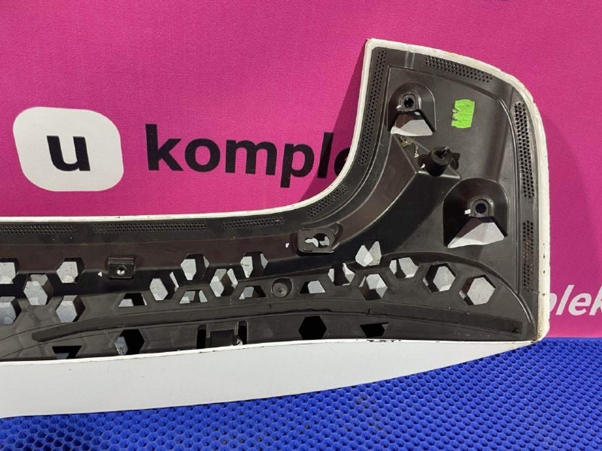 BM51A44210B Спойлер крышки багажника Ford Focus III, 1200 рублей, Нижний Новгород