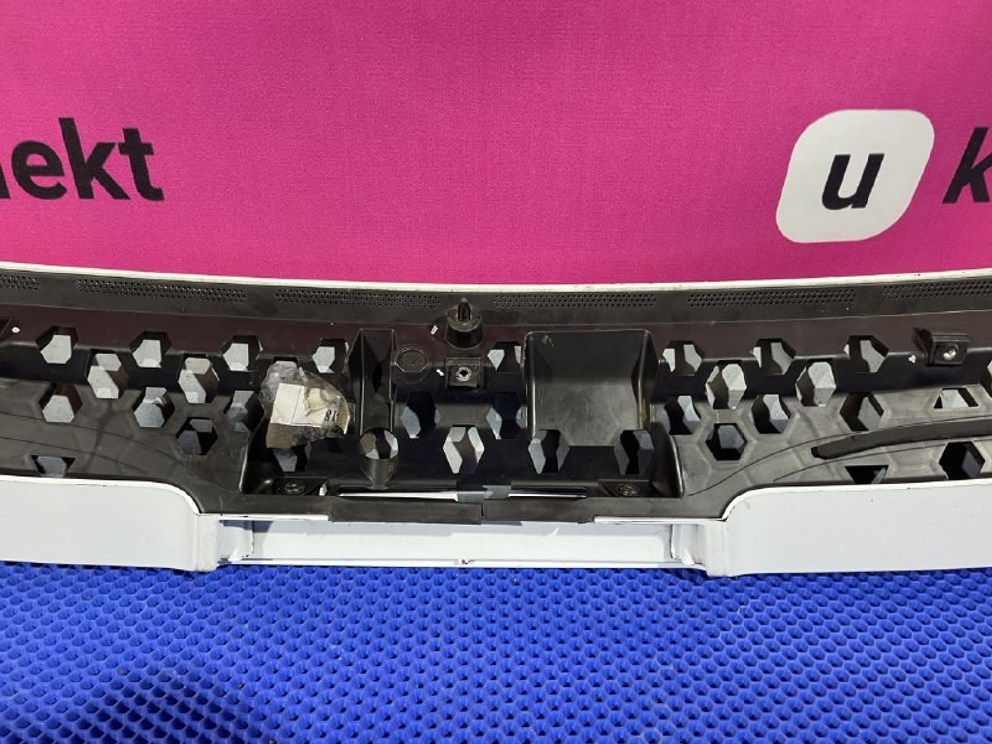 BM51A44210B Спойлер крышки багажника Ford Focus III, 1200 рублей, Нижний Новгород