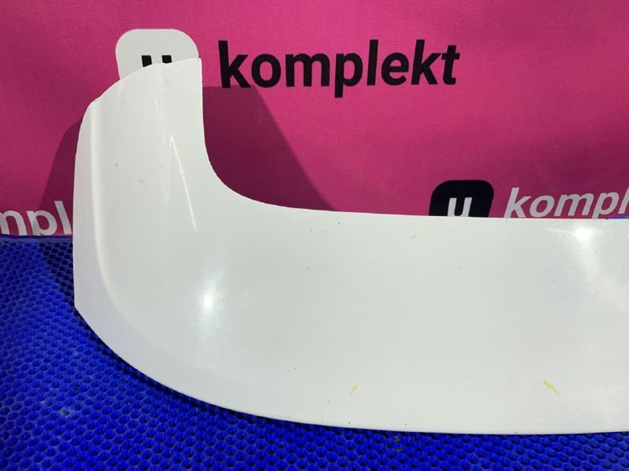 BM51A44210B Спойлер крышки багажника Ford Focus III, 1200 рублей, Нижний Новгород