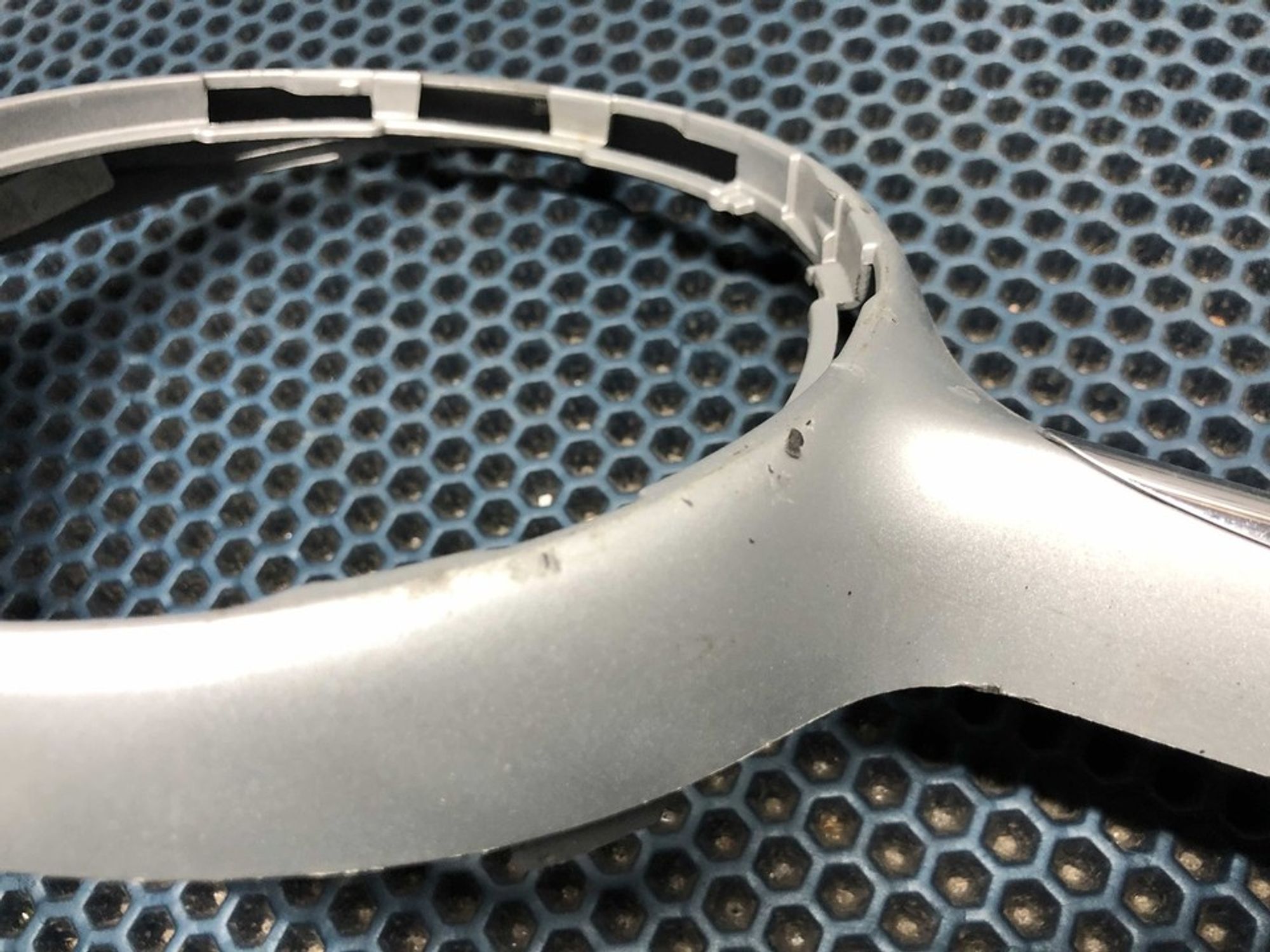 A1188880100 Облицовка решетки радиатора Mercedes-Benz CLA-class C117/X117, 2500 рублей, Нижний Новгород