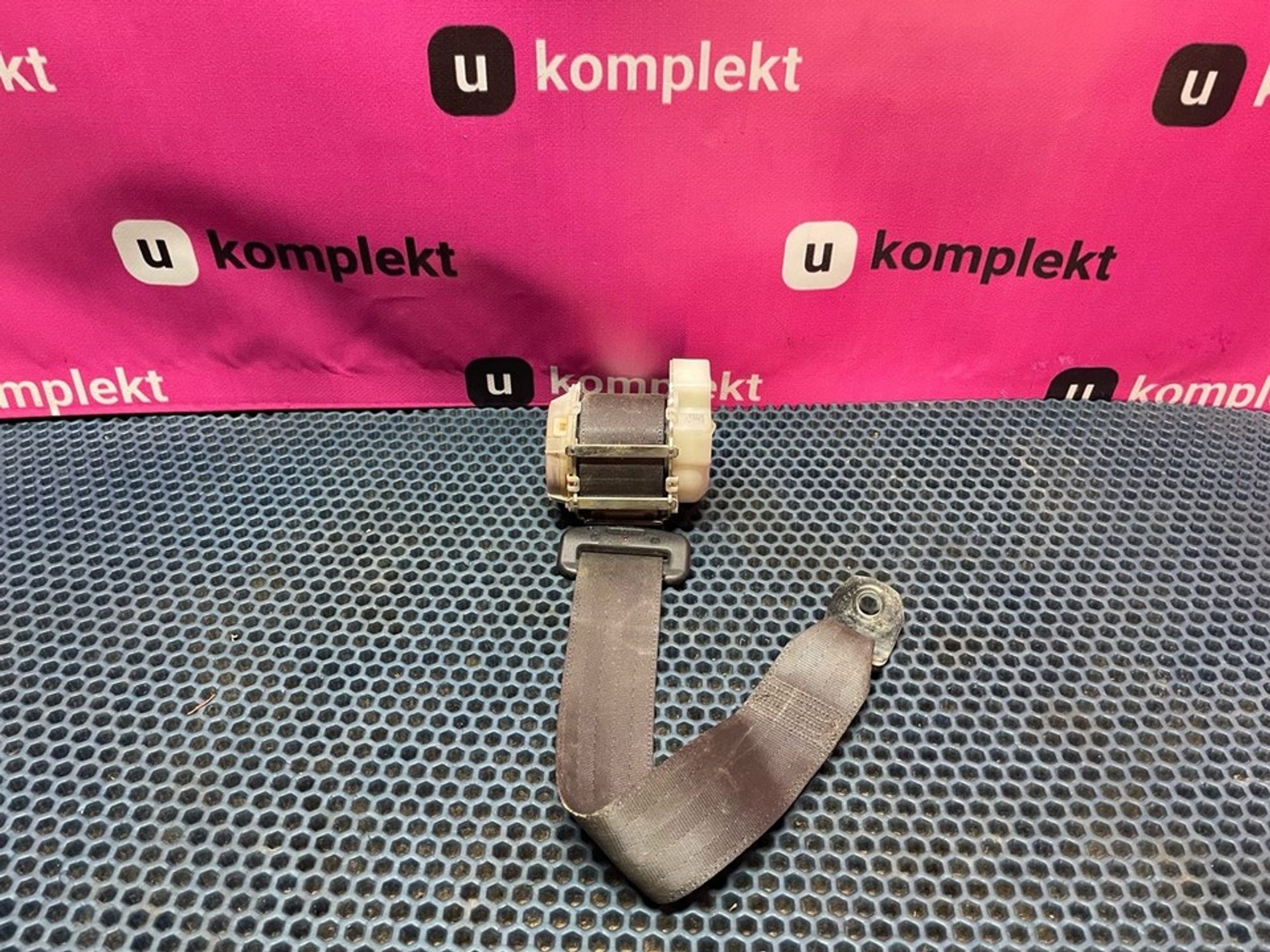 7000B607 Ремень безопасности задний левый L Mitsubishi Lancer X, 900 рублей, Нижний Новгород