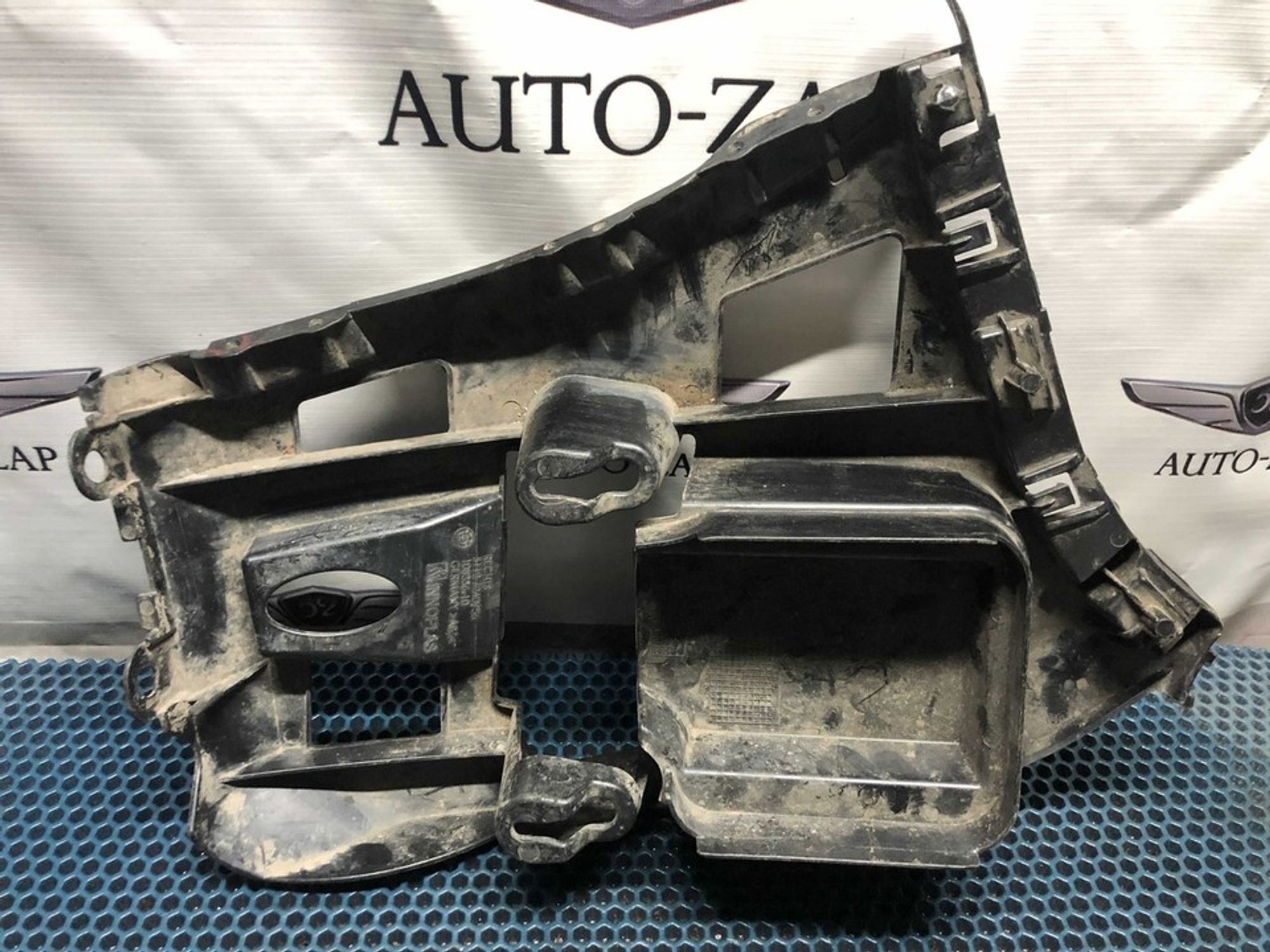 51127240956 Кронштейн заднего бампера правый R BMW 1 F20/F21, 1000 рублей, Нижний Новгород