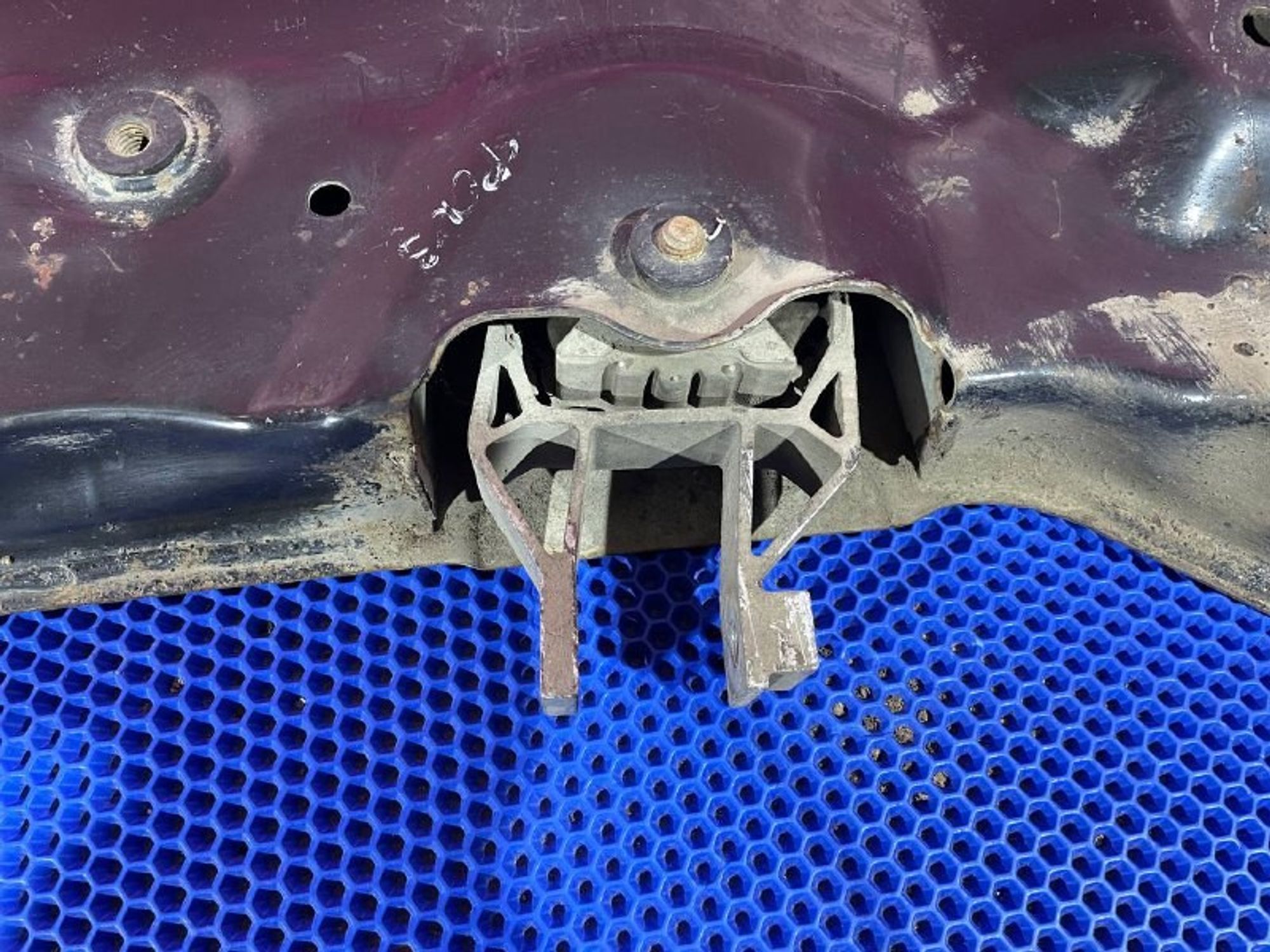 2207173 Подрамник передний Ford Focus III, 1900 рублей, Нижний Новгород