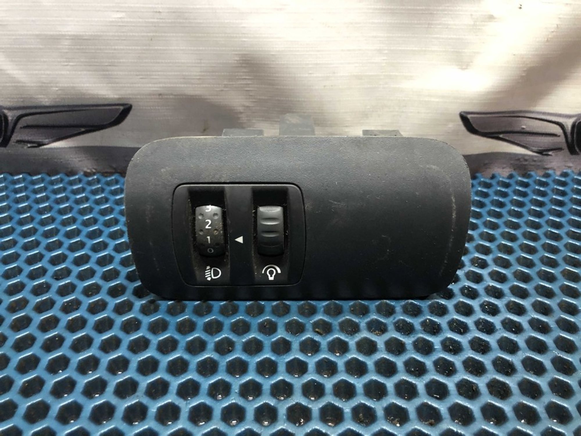 8200121805 Кнопка корректора фар Renault Megane II, 500 рублей, Нижний Новгород