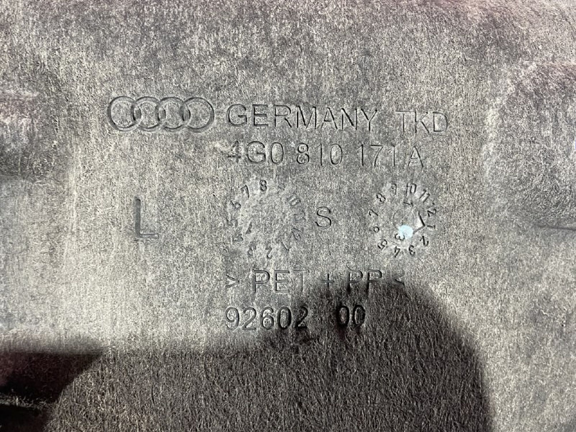 4G0810171A Локер задний левый L Audi A6 C7, 2000 рублей, Нижний Новгород