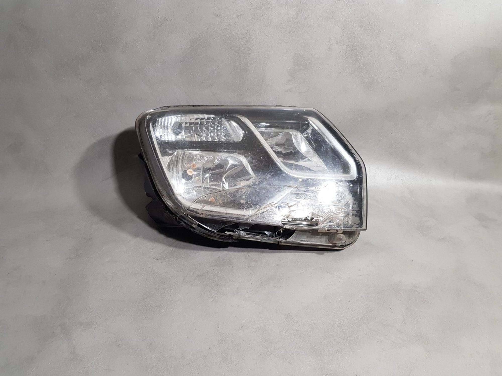 260107084R Фара правая R Renault Duster I, 800 рублей, Нижний Новгород