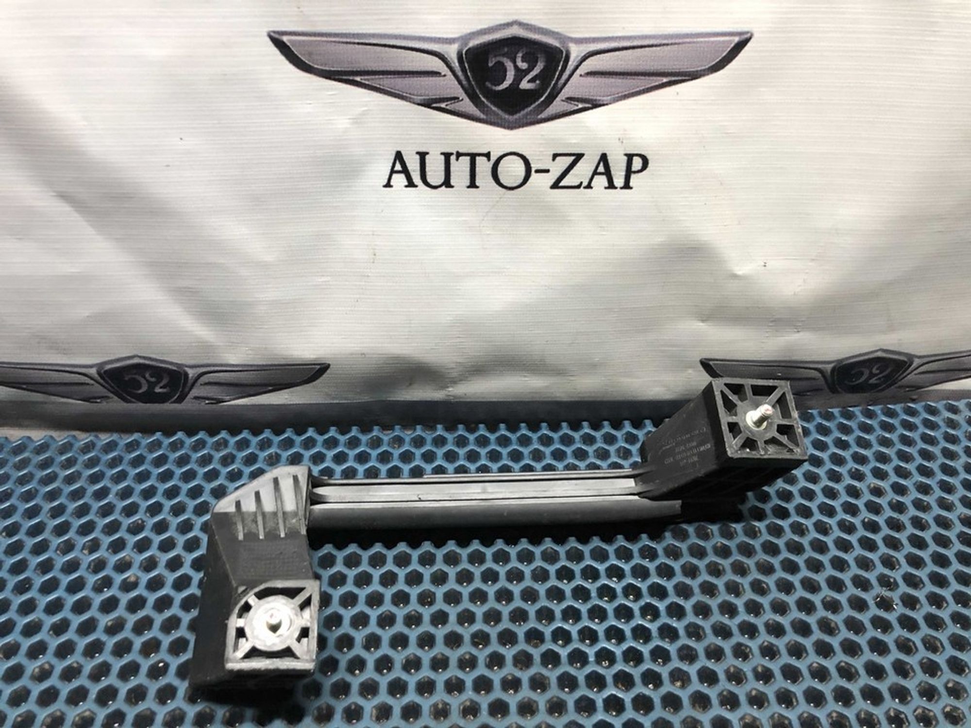 835101R000 Направляющая стекла двери левой L Hyundai Solaris I, 400 рублей, Нижний Новгород