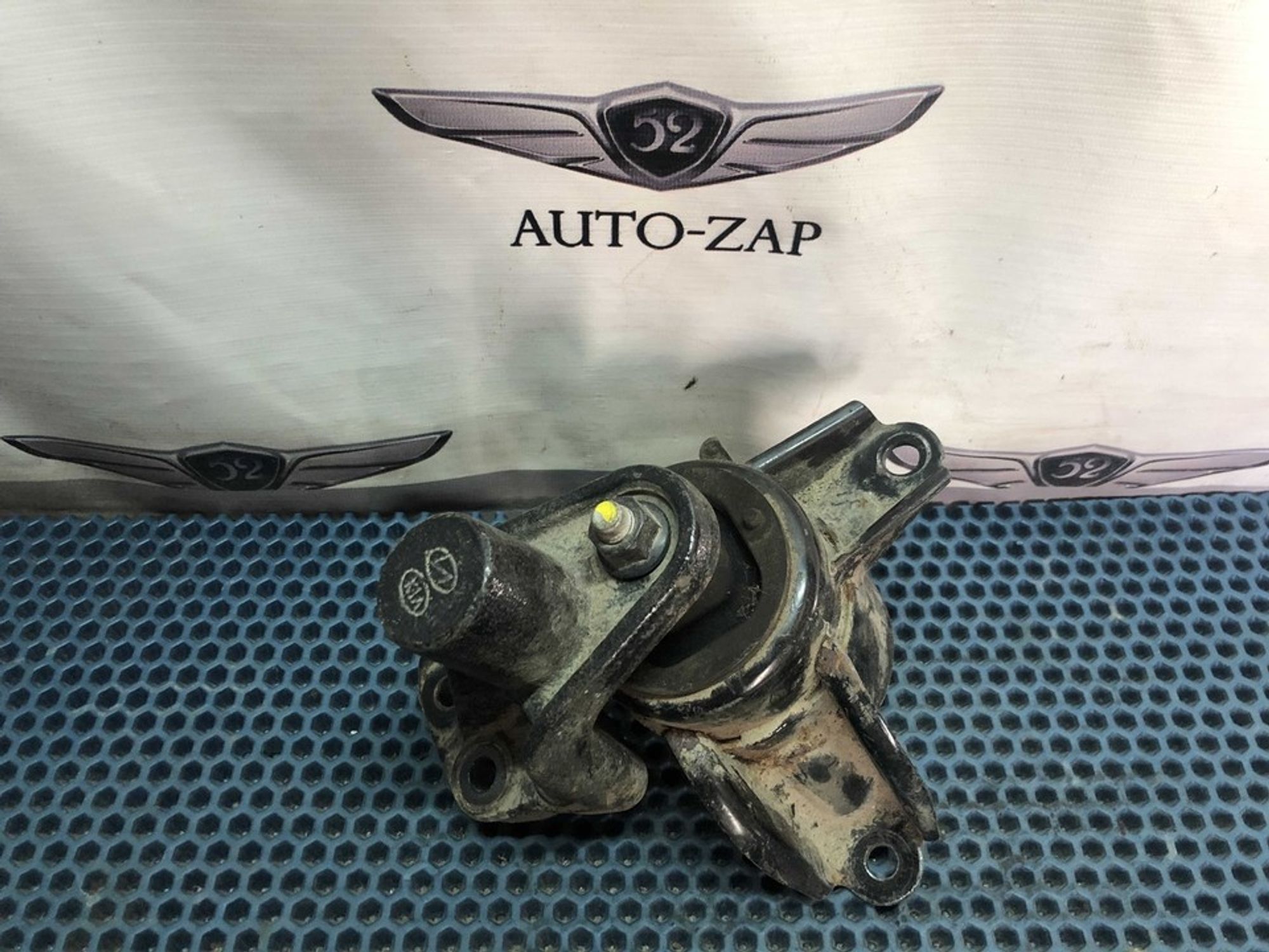 218101R000 Опора двигателя Hyundai Solaris I, 1500 рублей, Нижний Новгород