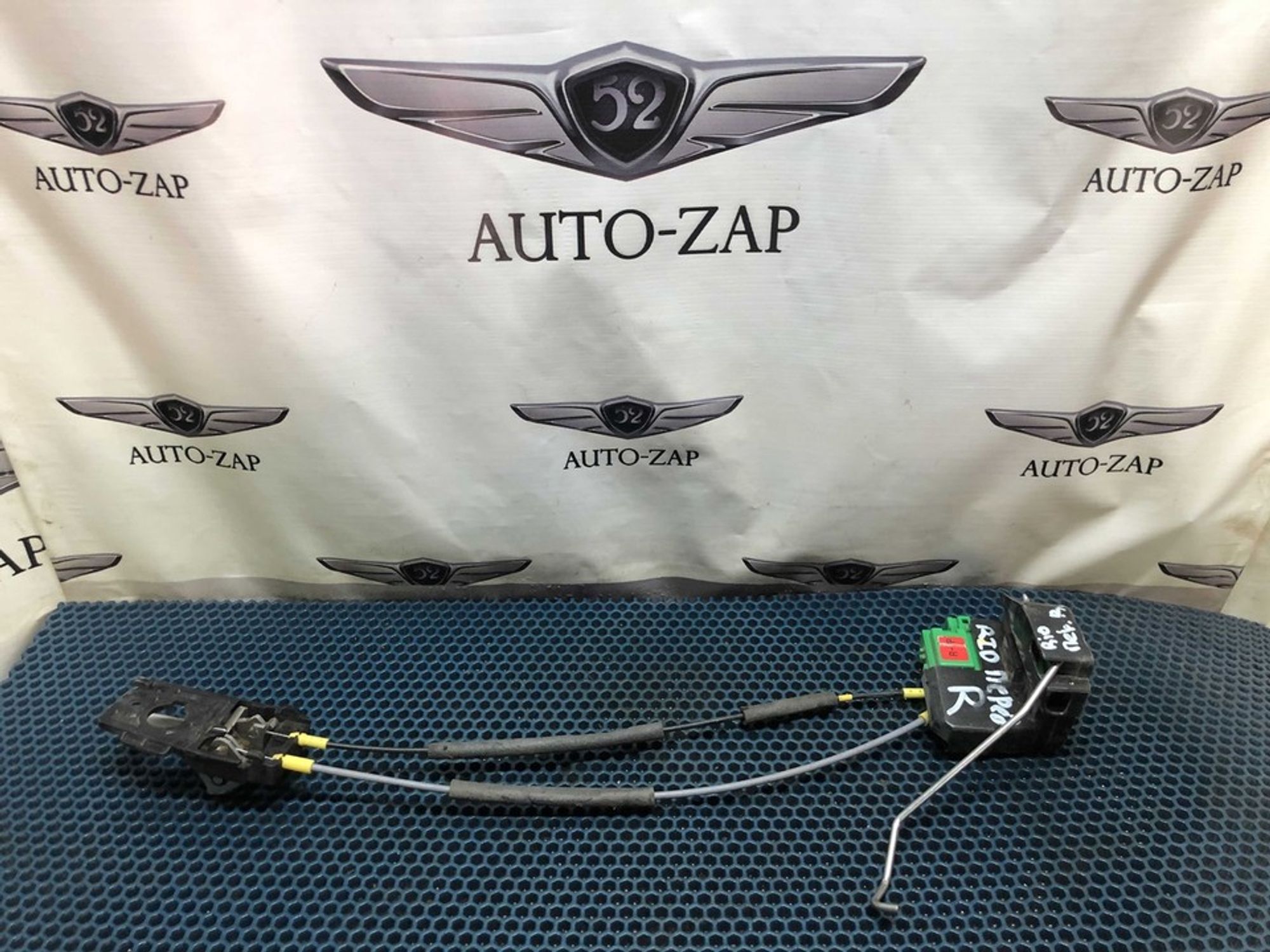 813204L020 Замок двери передней правой R Hyundai Solaris I, 1000 рублей, Нижний Новгород