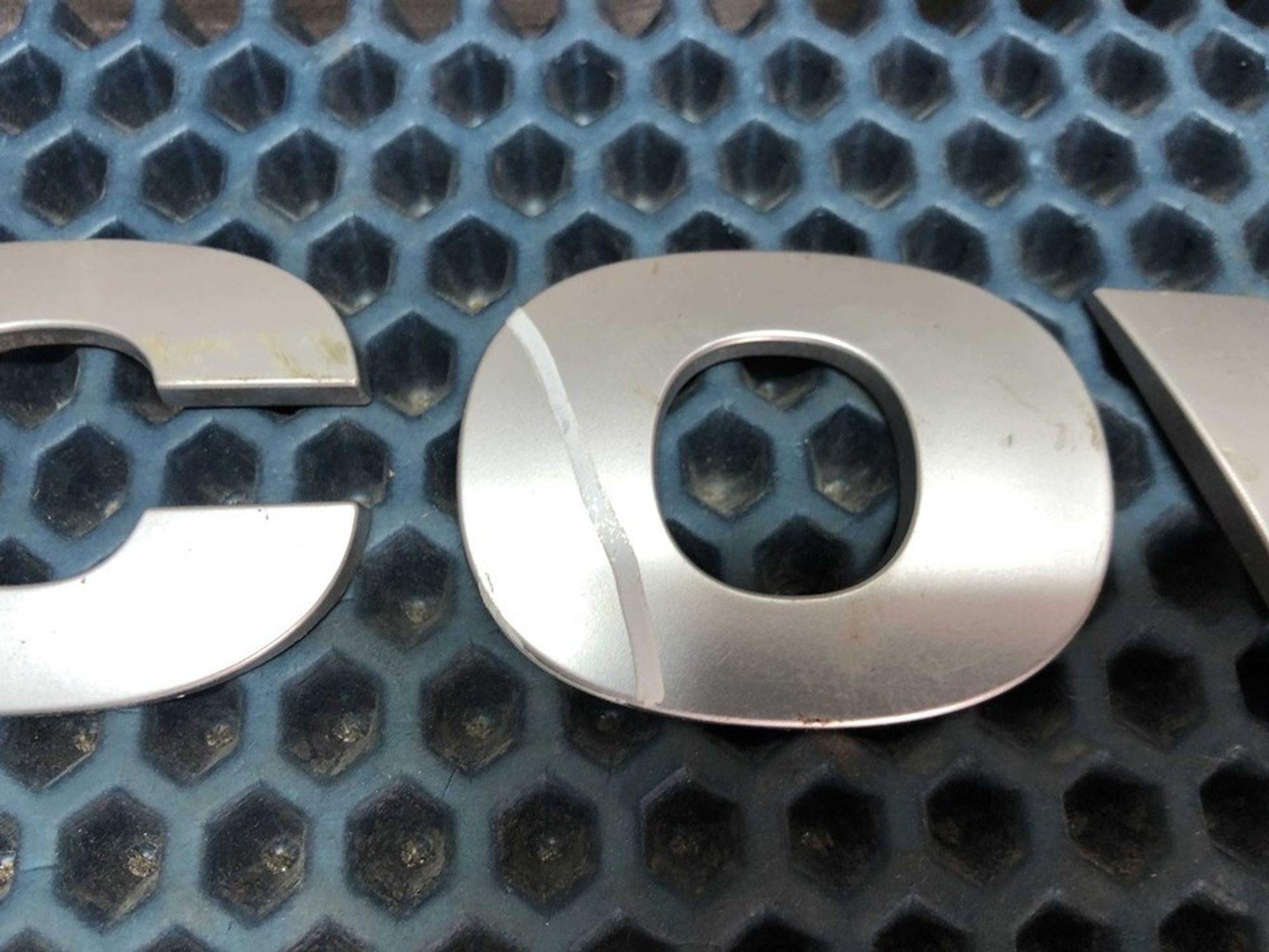 LR051558 Буквы с шильдика Land Rover Discovery III, 800 рублей, Нижний Новгород