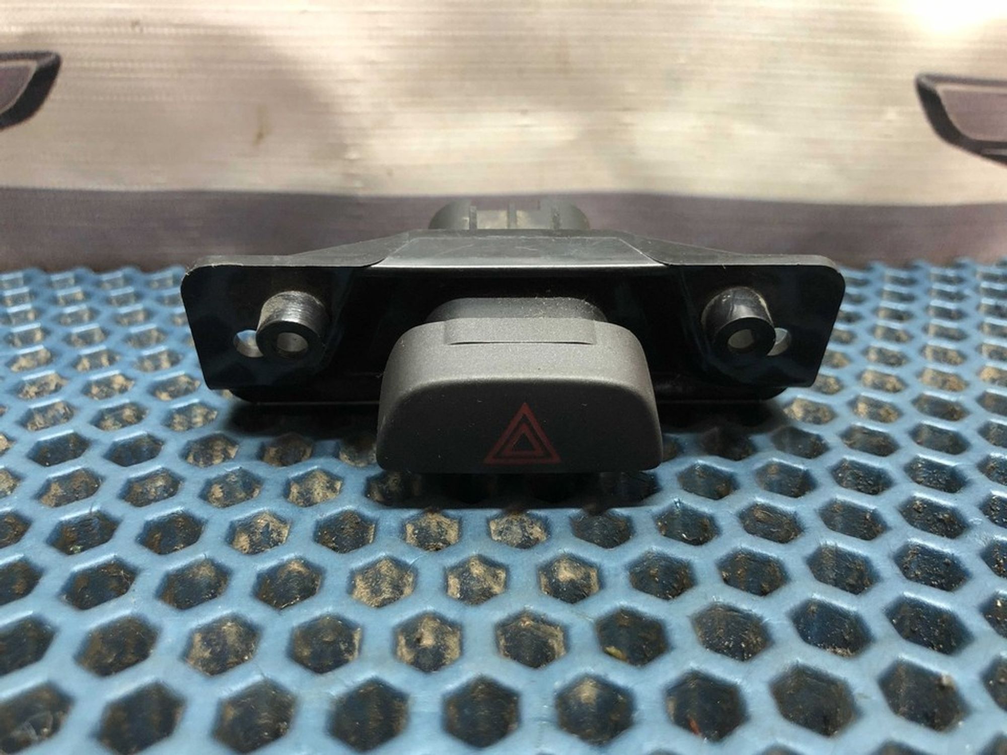 4M5T13A350 Кнопка аварийной сигнализации Ford Fusion, 600 рублей, Нижний Новгород