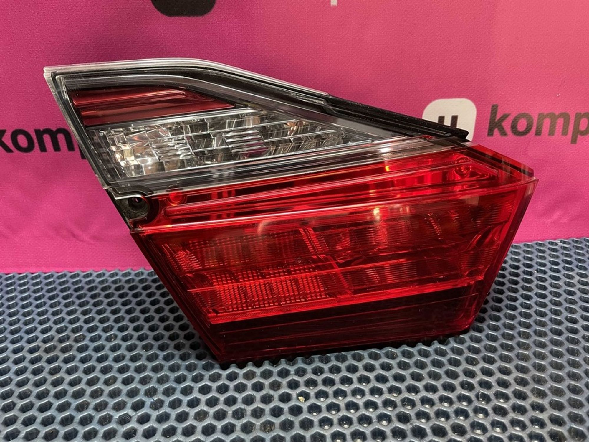 8159133291 Фонарь задний левый внутренний L Toyota Camry XV50, 2700 рублей, Нижний Новгород