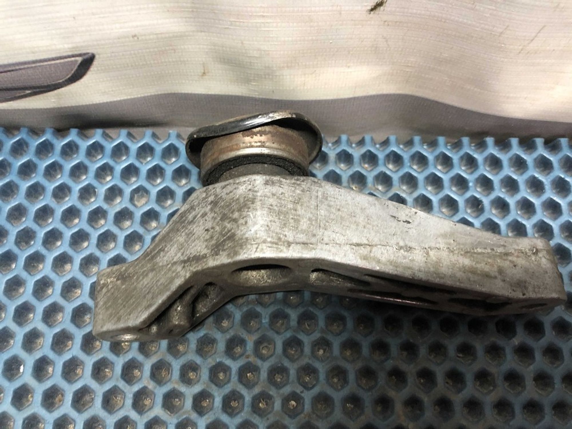 31175RNA000 Кронштейн ролика обводного Honda Civic VIII, 500 рублей, Нижний Новгород