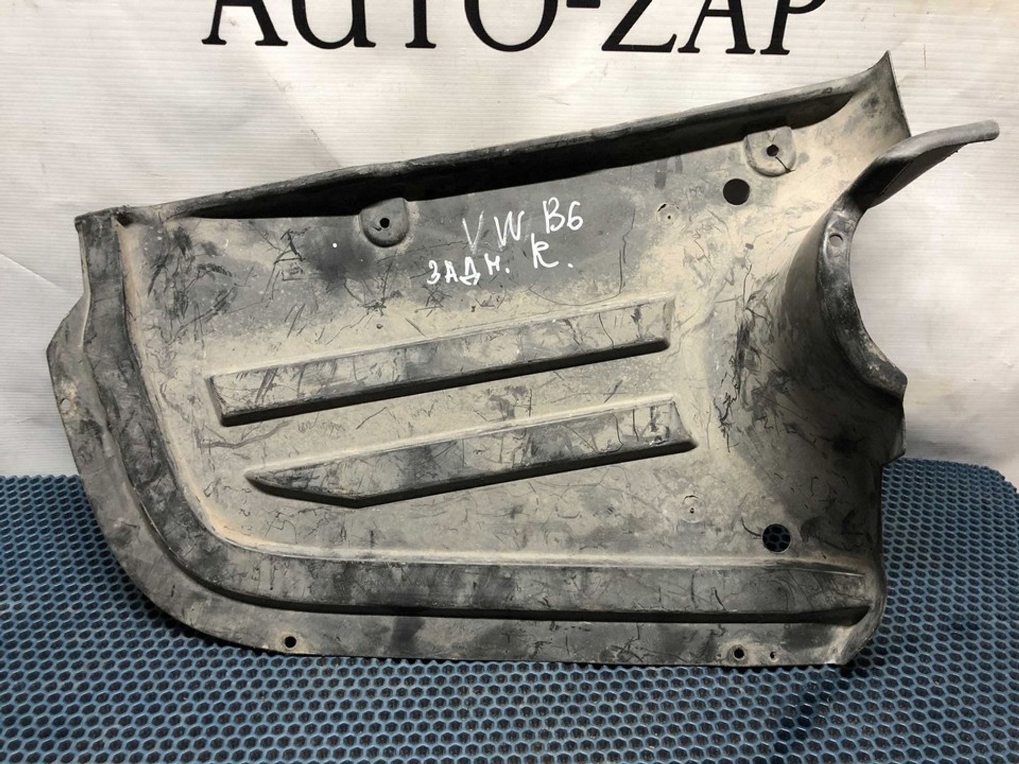 3C0825216B Пыльник задней арки правой R Volkswagen Passat B6, 1000 рублей, Нижний Новгород