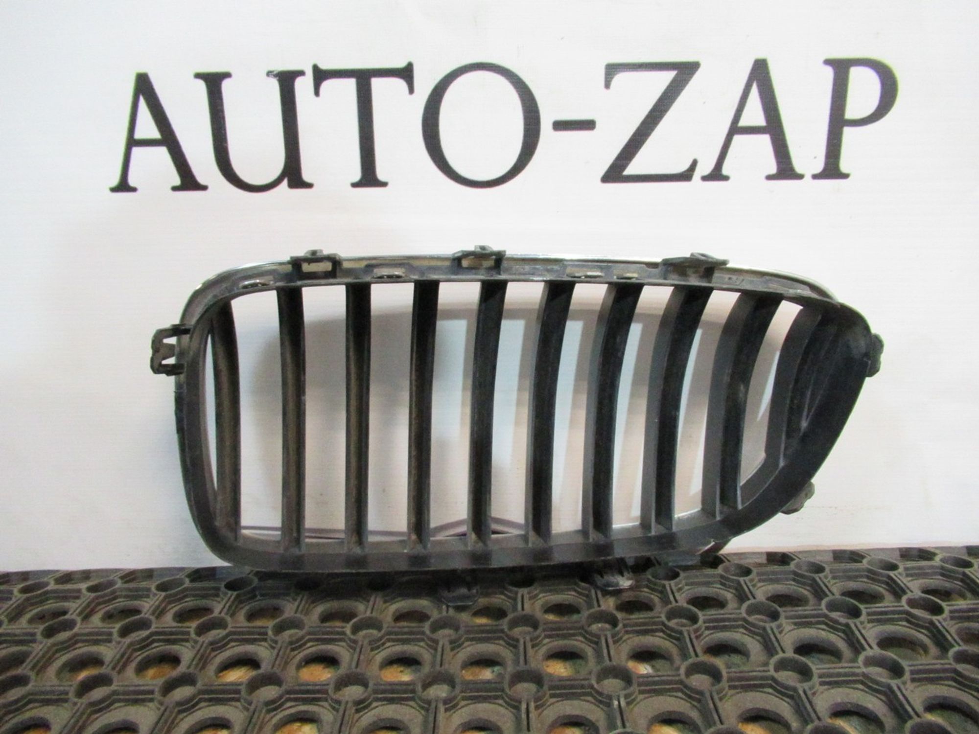 7331772 Решетка облицовки радиатора правая R BMW 5 F07/F10/F11/F18, 1900 рублей, Нижний Новгород