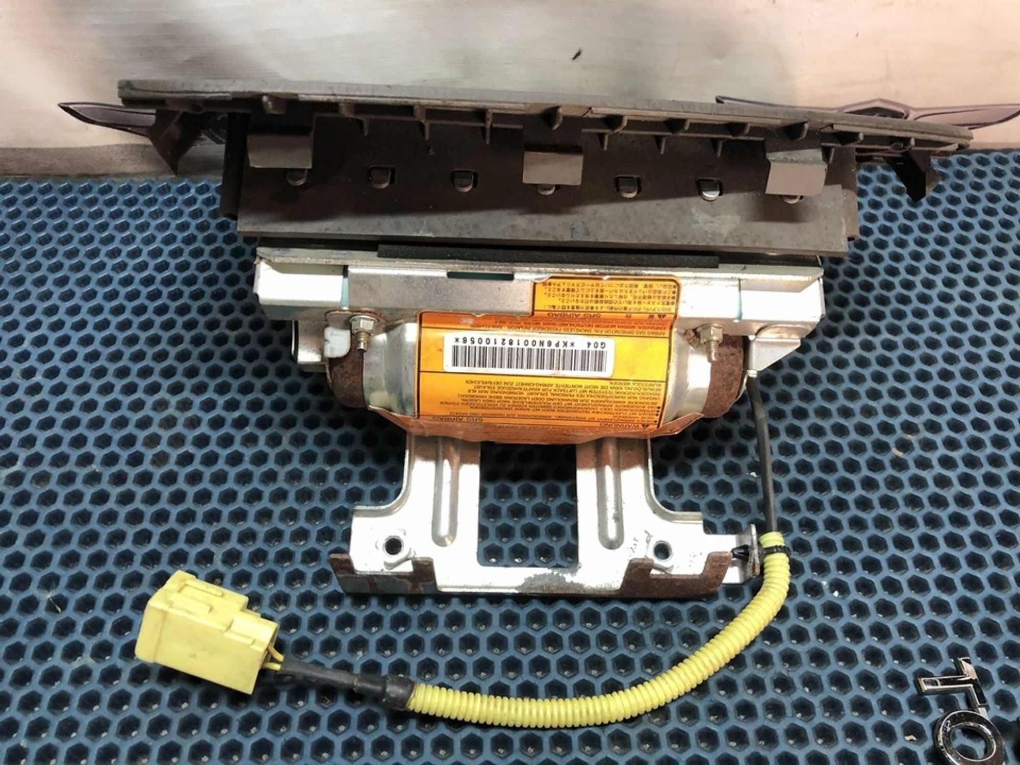 K85156N005 Подушка безопасности пассажира Nissan Bluebird XI, 1600 рублей, Нижний Новгород