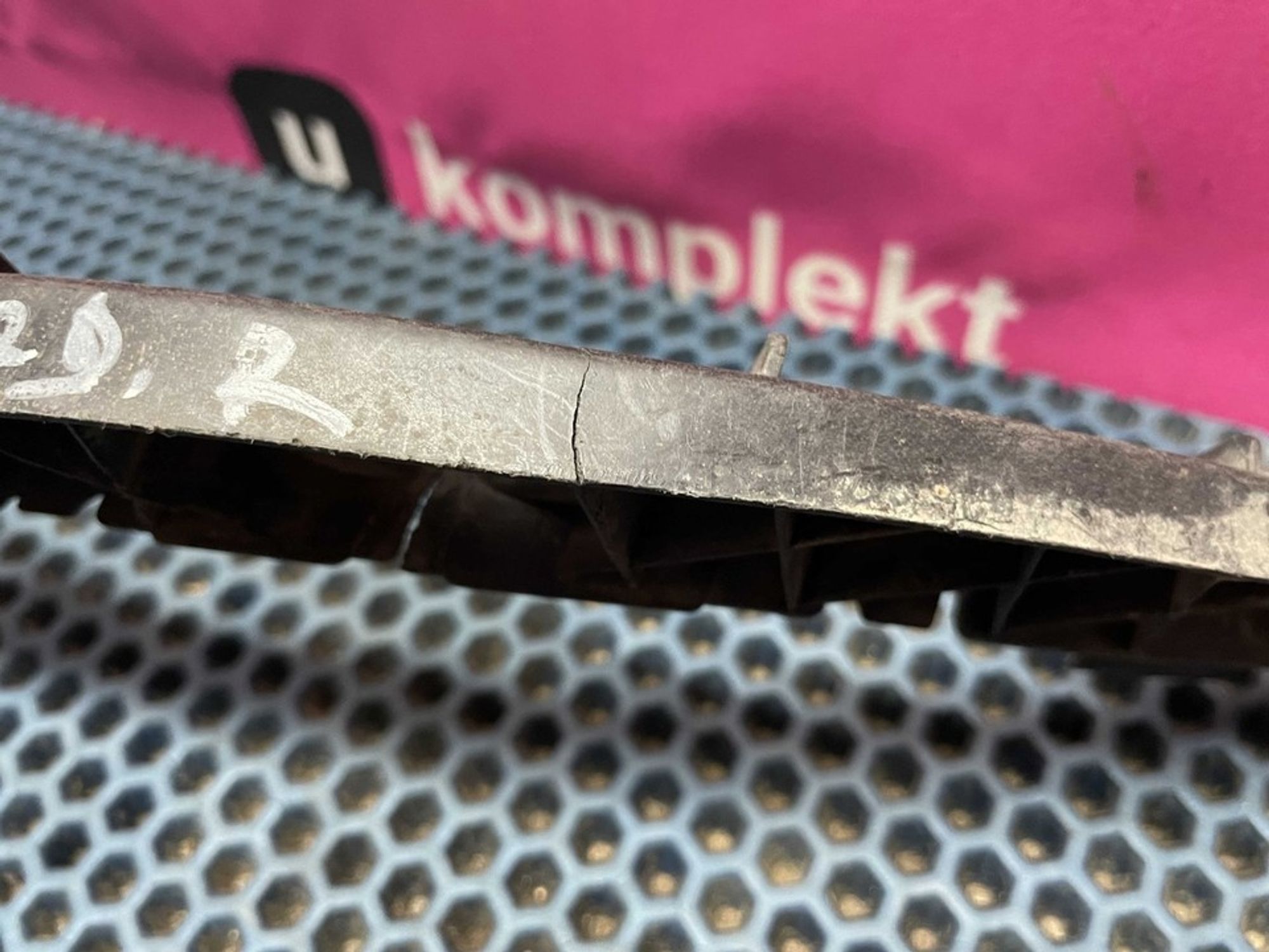 866141R000 Кронштейн заднего бампера правый R Hyundai Solaris I, 400 рублей, Нижний Новгород