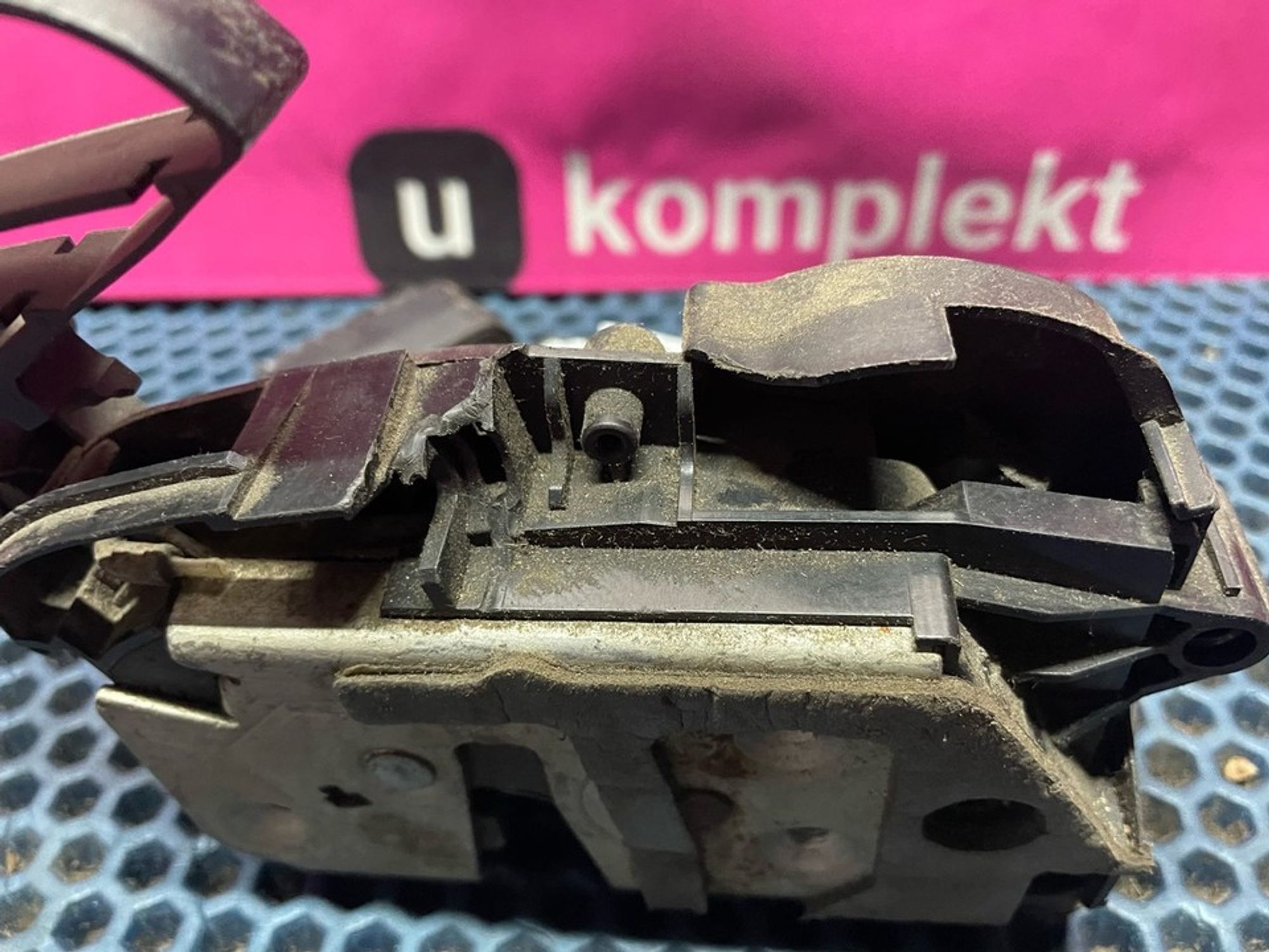 BM5AA21813AC Замок двери передней левой L, 800 рублей, Нижний Новгород