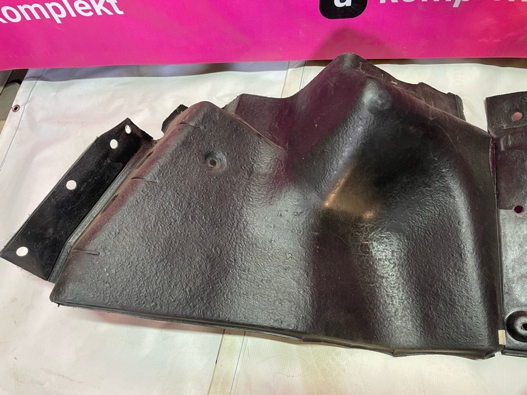 0K2N268860B02 Обшивка багажника боковая левая L Kia Spectra I, 700 рублей, Нижний Новгород