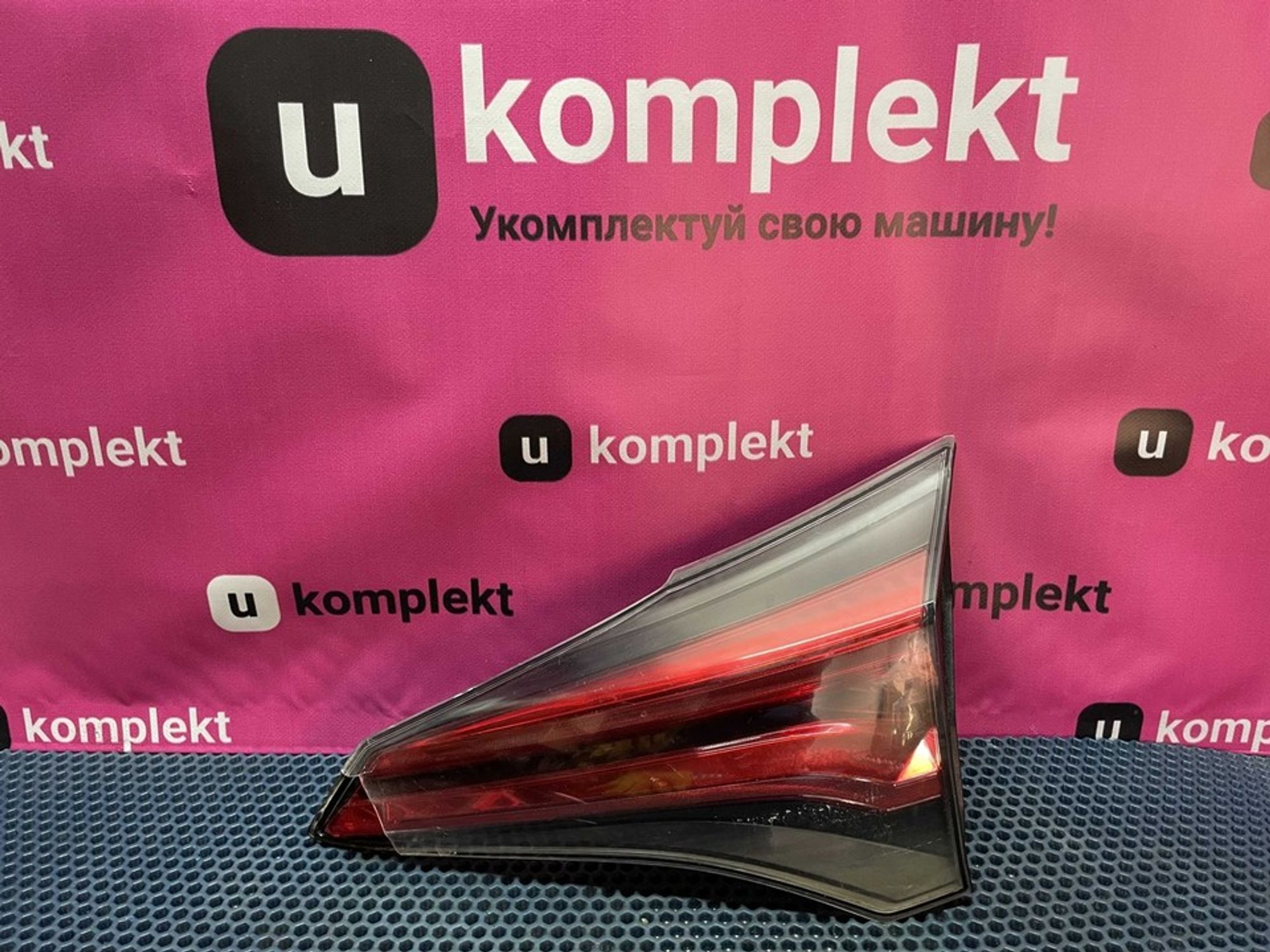 8158042030 Фонарь задний левый внутренний L Toyota RAV4 CA40, 1700 рублей, Нижний Новгород