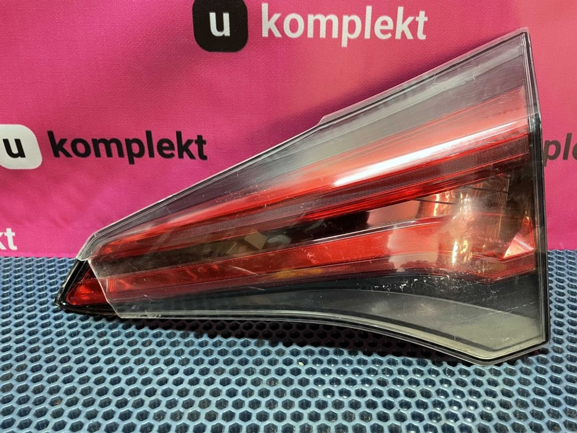 8158042030 Фонарь задний левый внутренний L Toyota RAV4 CA40, 1700 рублей, Нижний Новгород