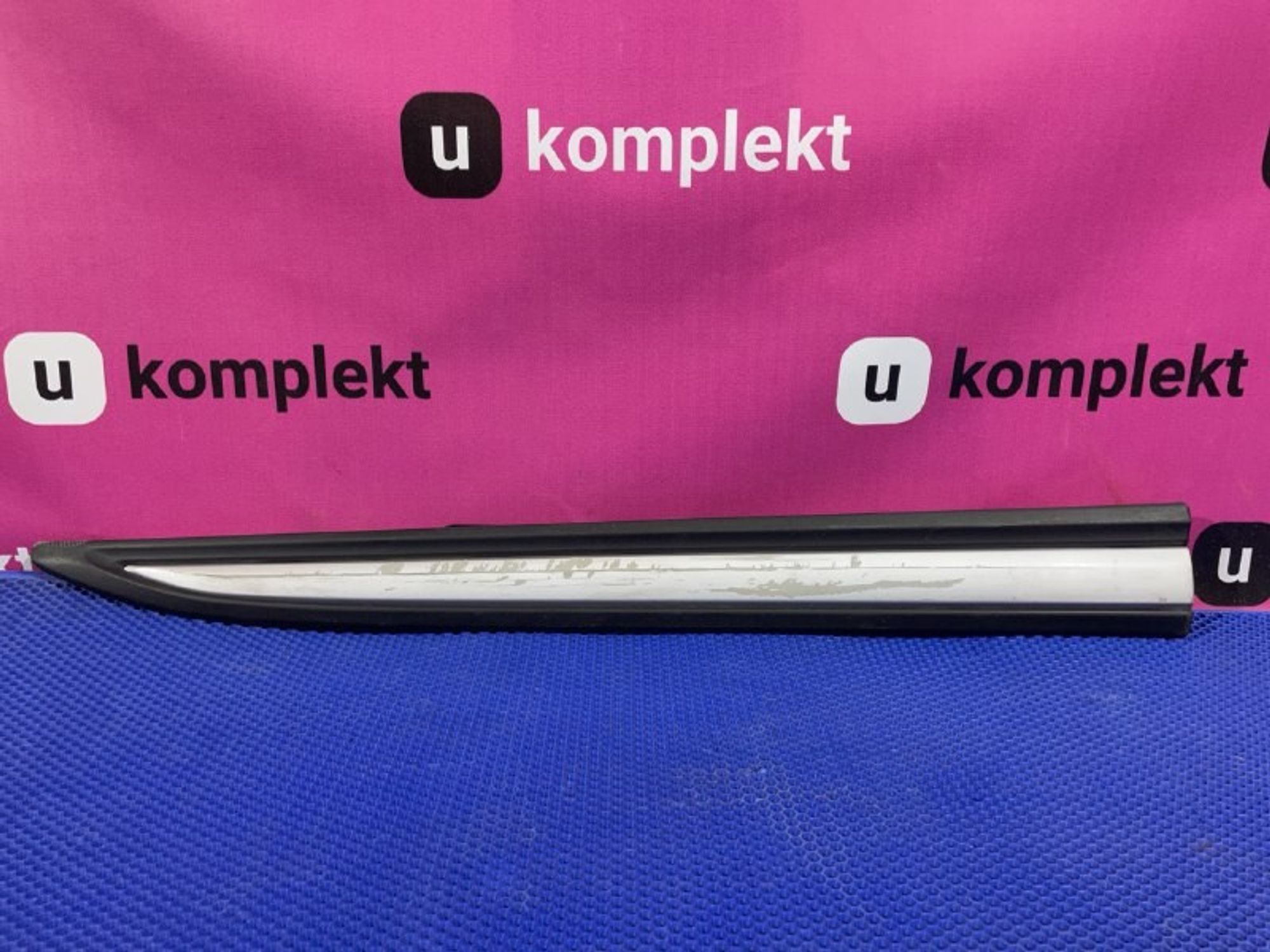 5727A404 Накладка двери передняя правая R Mitsubishi Outlander III, 1000 рублей, Нижний Новгород