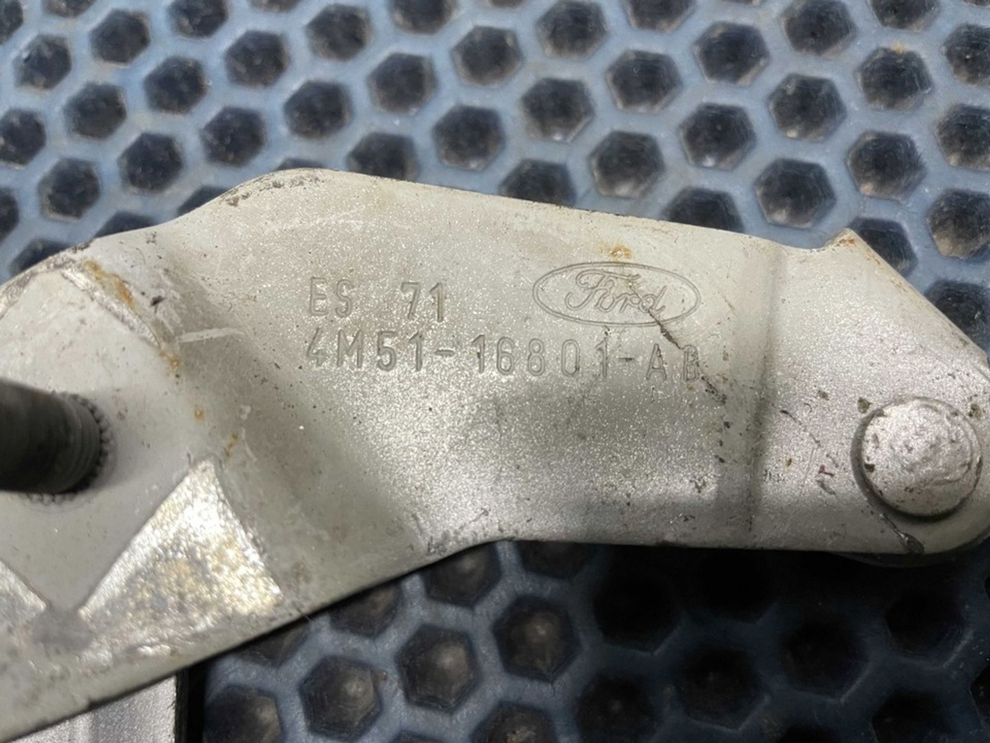 4M5116801AB Петля капота левая L Ford Focus II, 1000 рублей, Нижний Новгород