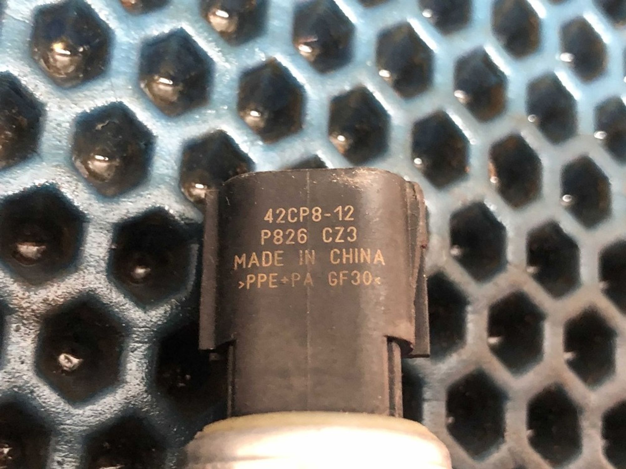 42CP812 Датчик давления кондиционера Hyundai Неопознанная модель, 900 рублей, Нижний Новгород