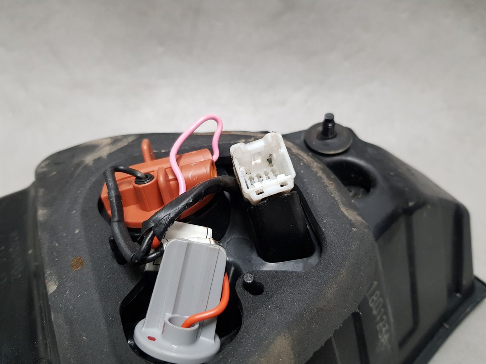 92404H0200 Фонарь задний внутренний правый R Kia Rio IV, 300 рублей, Нижний Новгород