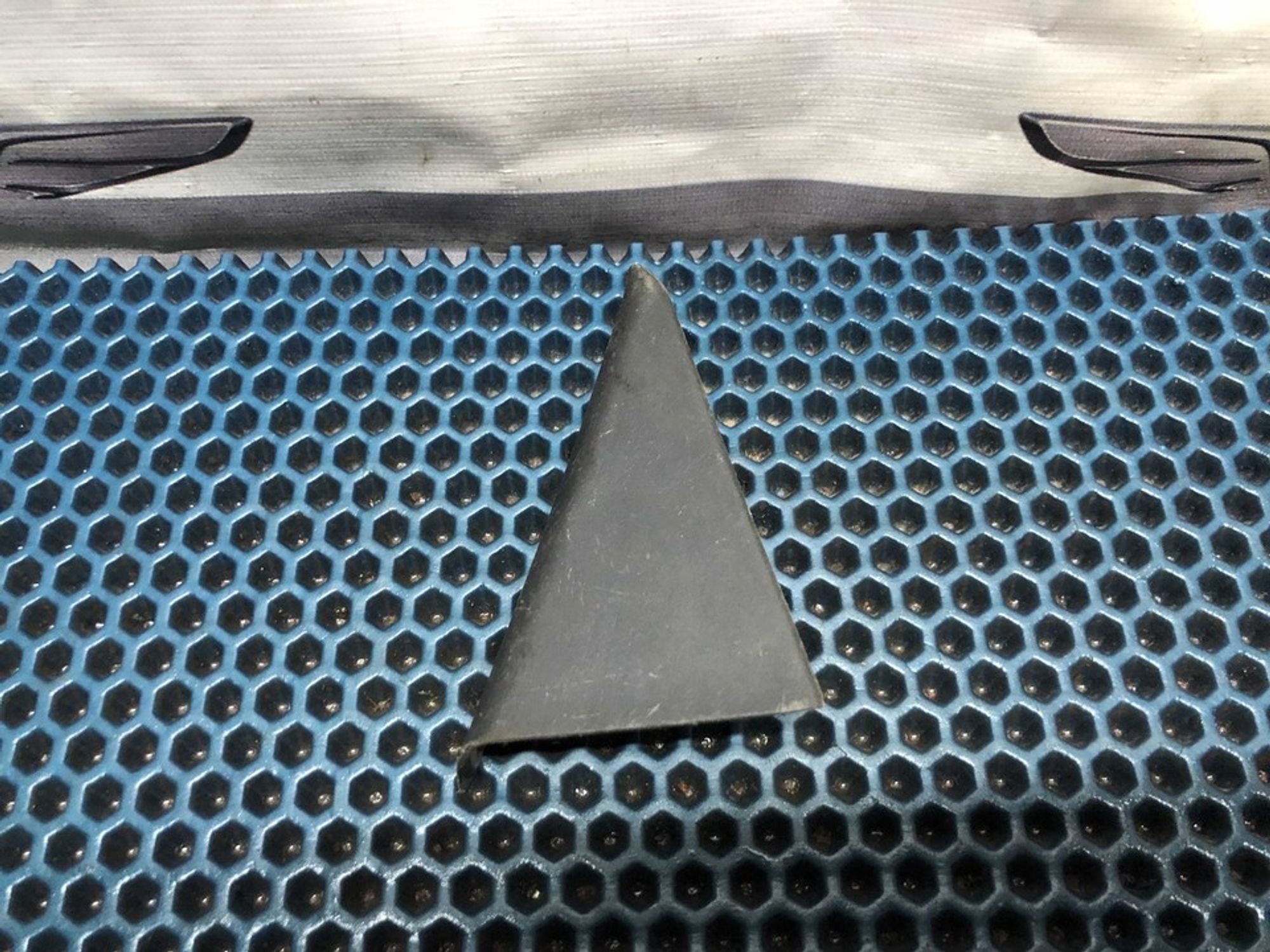 839204X000 Уголок задней двери правой R Kia Rio III, 400 рублей, Нижний Новгород