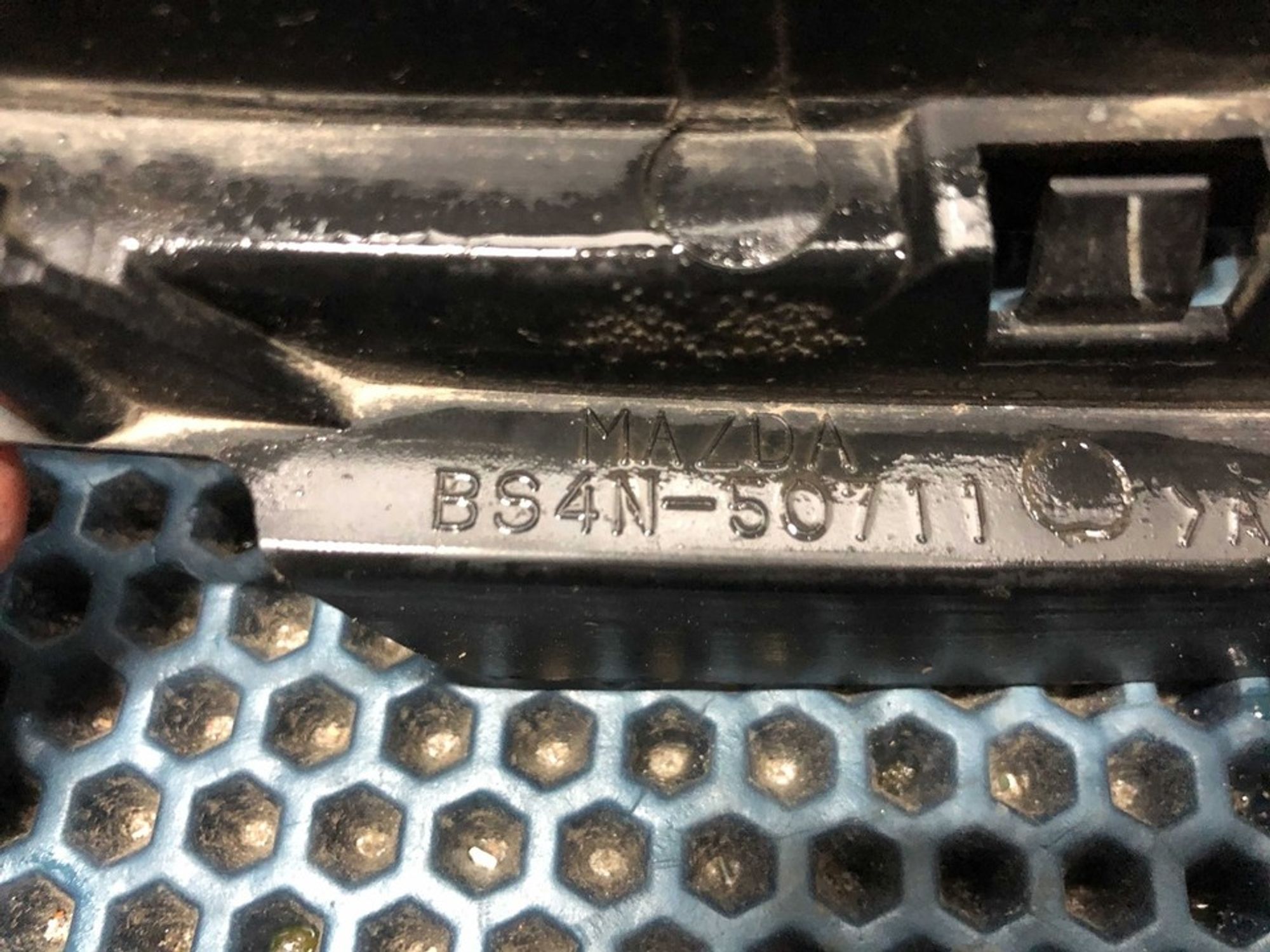 BS4N50711 Решетка радиатора Mazda 3 I, 2200 рублей, Нижний Новгород