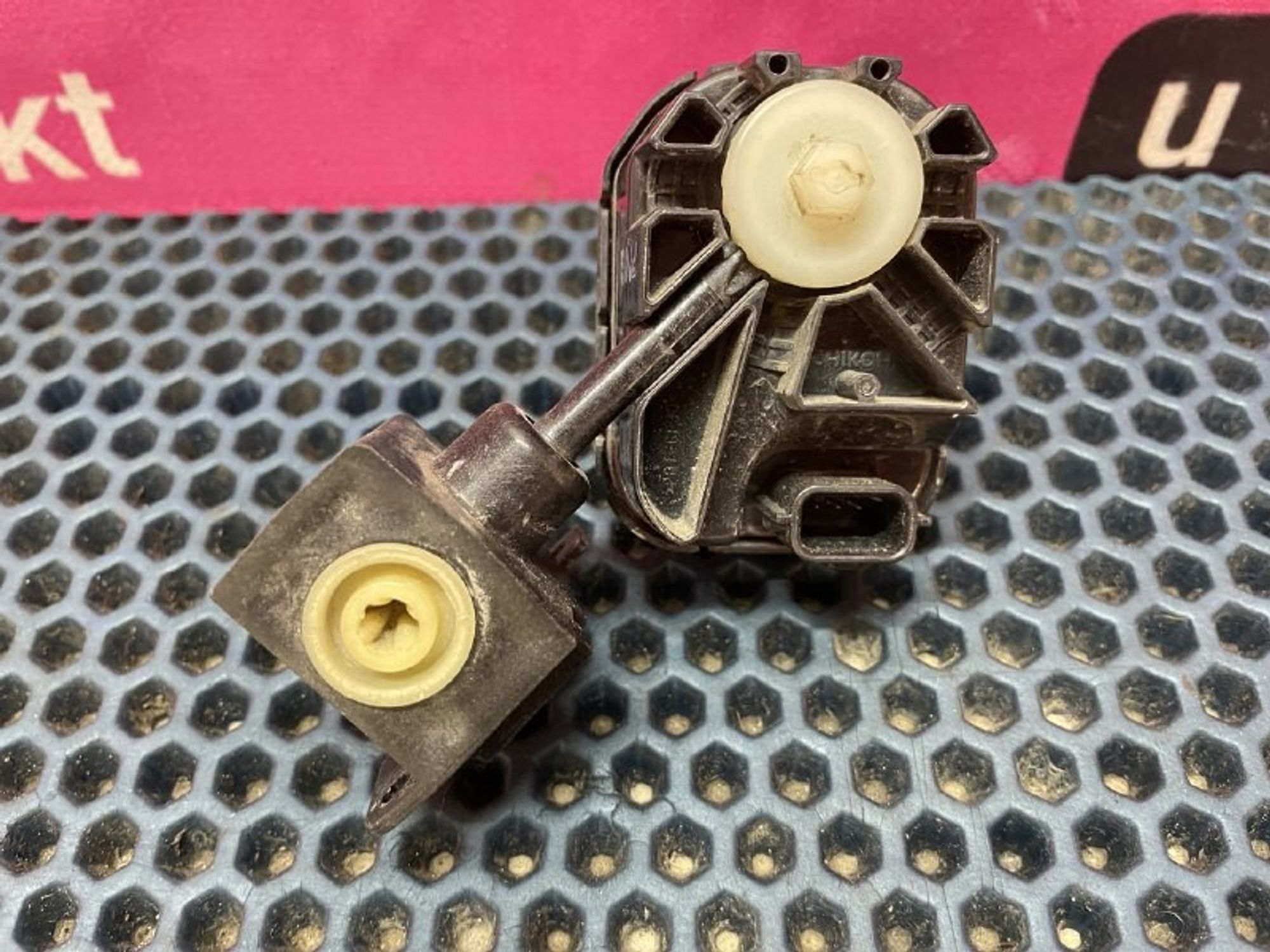 Моторчик корректора фары Subaru Неопознанная модель, 1000 рублей, Нижний Новгород