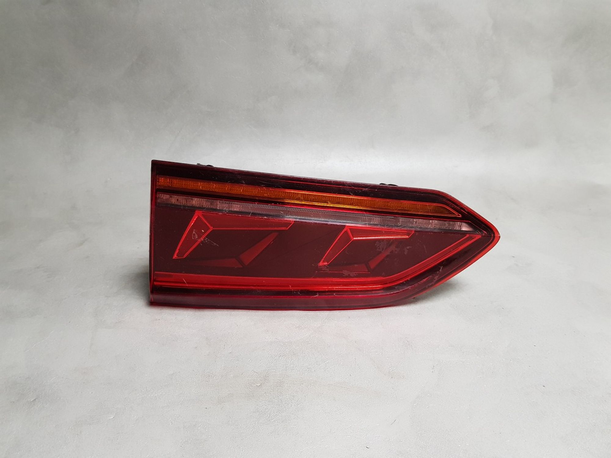 760945308A Фонарь задний правый R Volkswagen Touareg II, 10000 рублей, Нижний Новгород