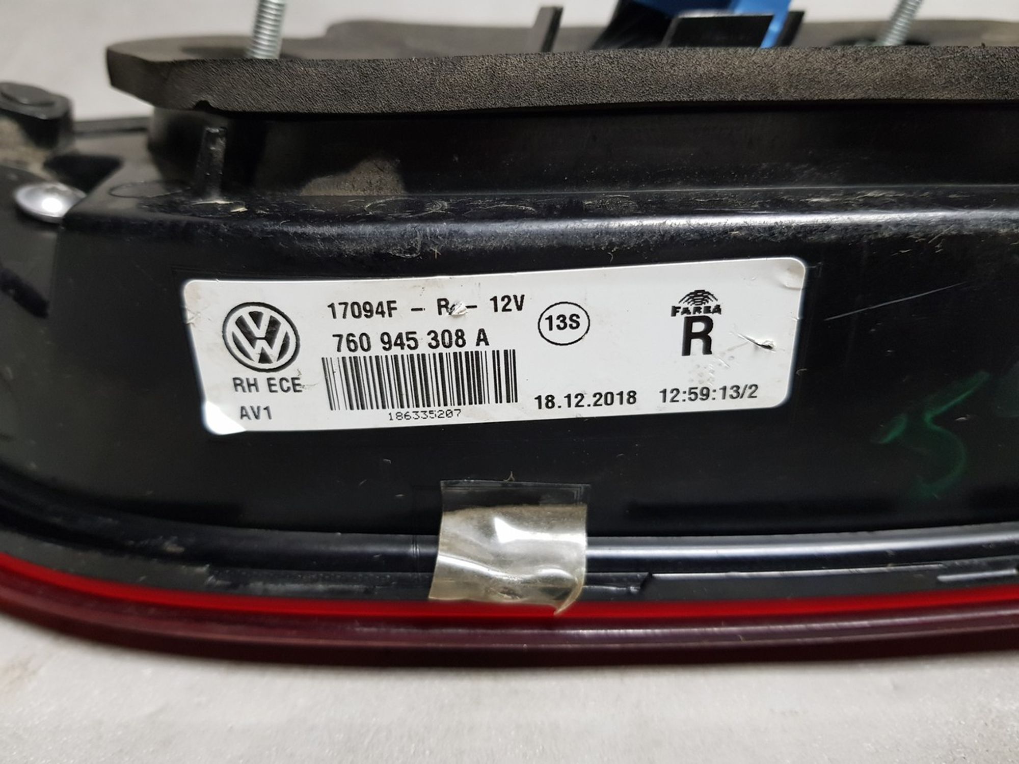 760945308A Фонарь задний правый R Volkswagen Touareg II, 10000 рублей, Нижний Новгород