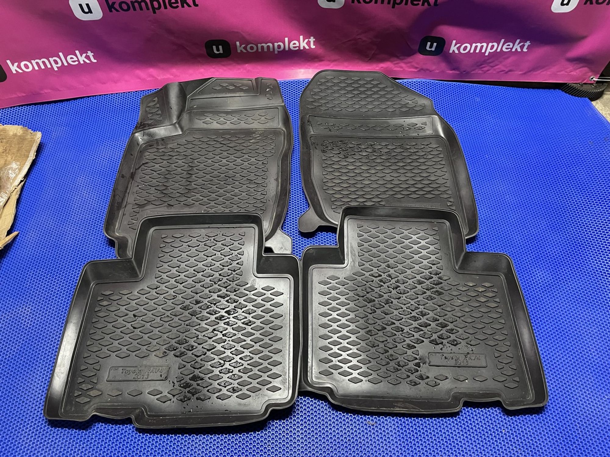 Комплект ковриков салона Toyota RAV4 CA40, 2000 рублей, Нижний Новгород