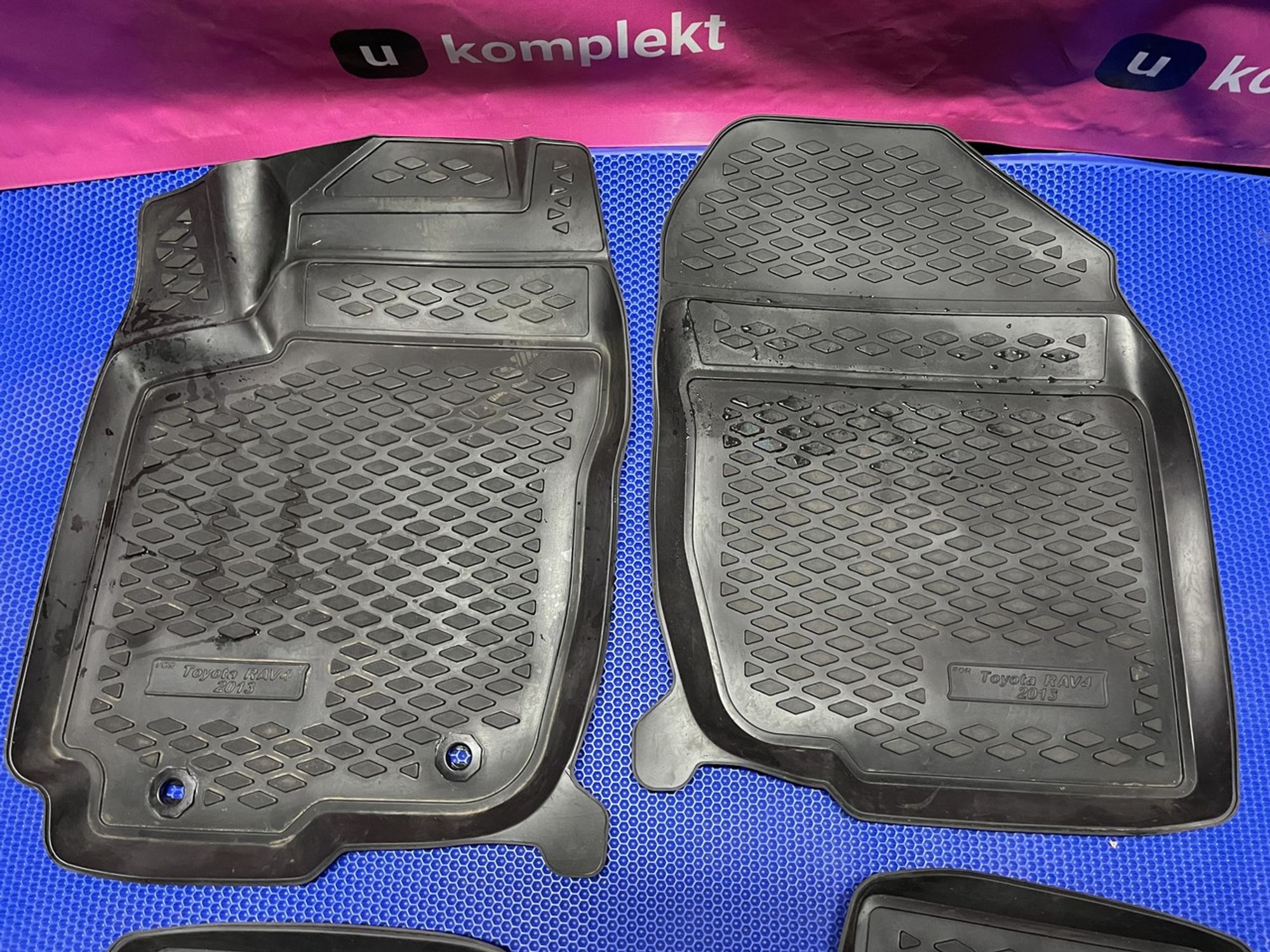 Комплект ковриков салона Toyota RAV4 CA40, 2000 рублей, Нижний Новгород