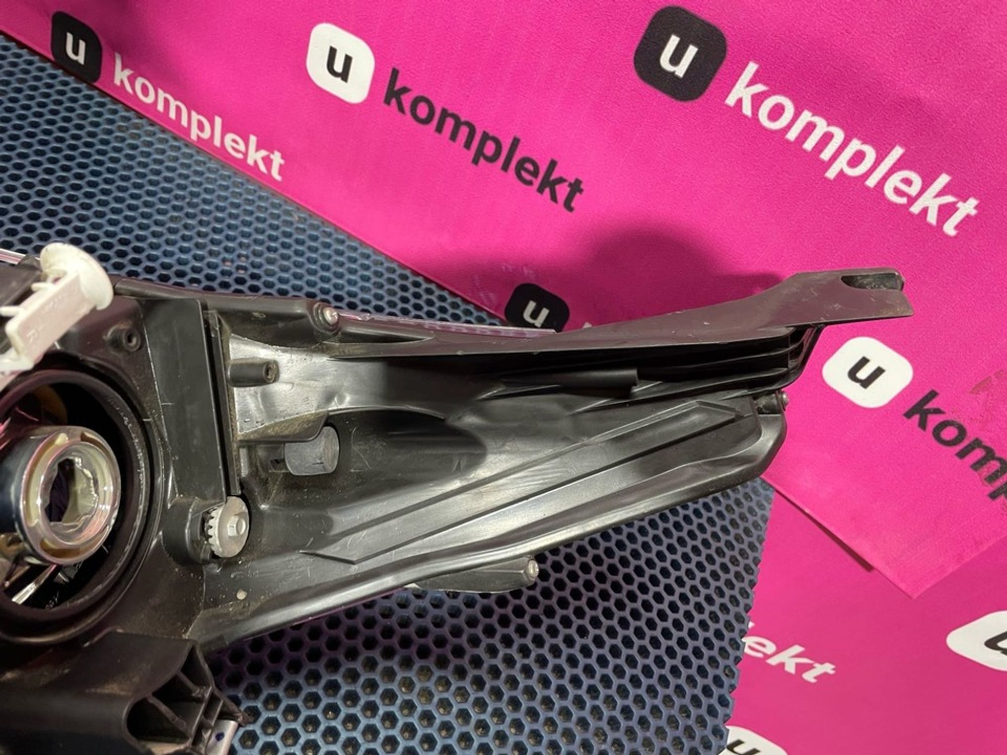 8117002L50 Фара правая R Toyota Corolla E160/E170, 4800 рублей, Нижний Новгород