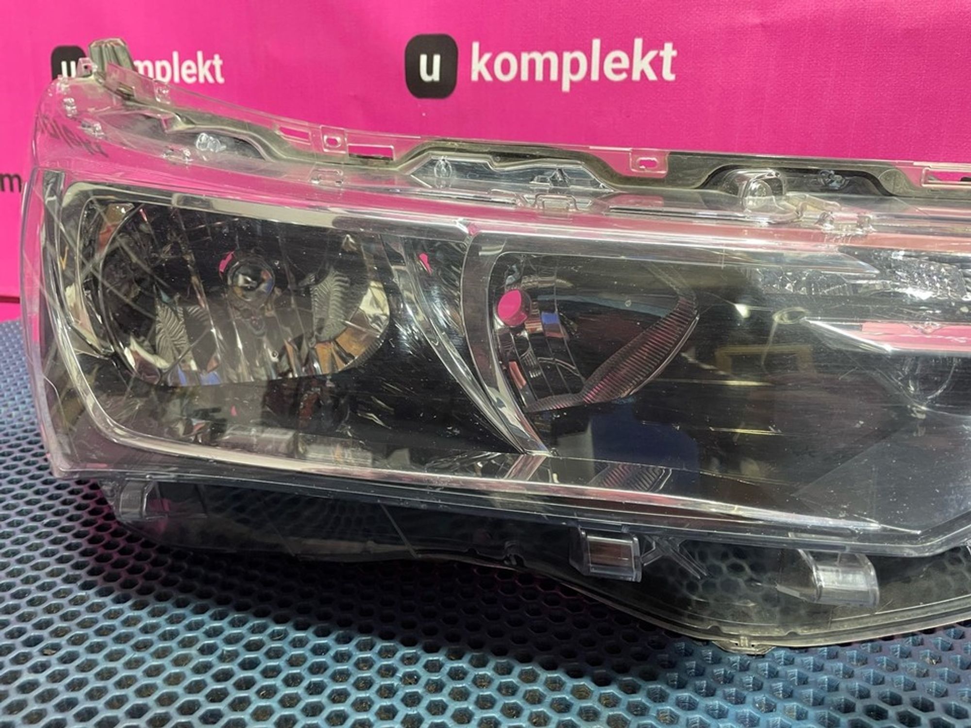 8117002L50 Фара правая R Toyota Corolla E160/E170, 4800 рублей, Нижний Новгород