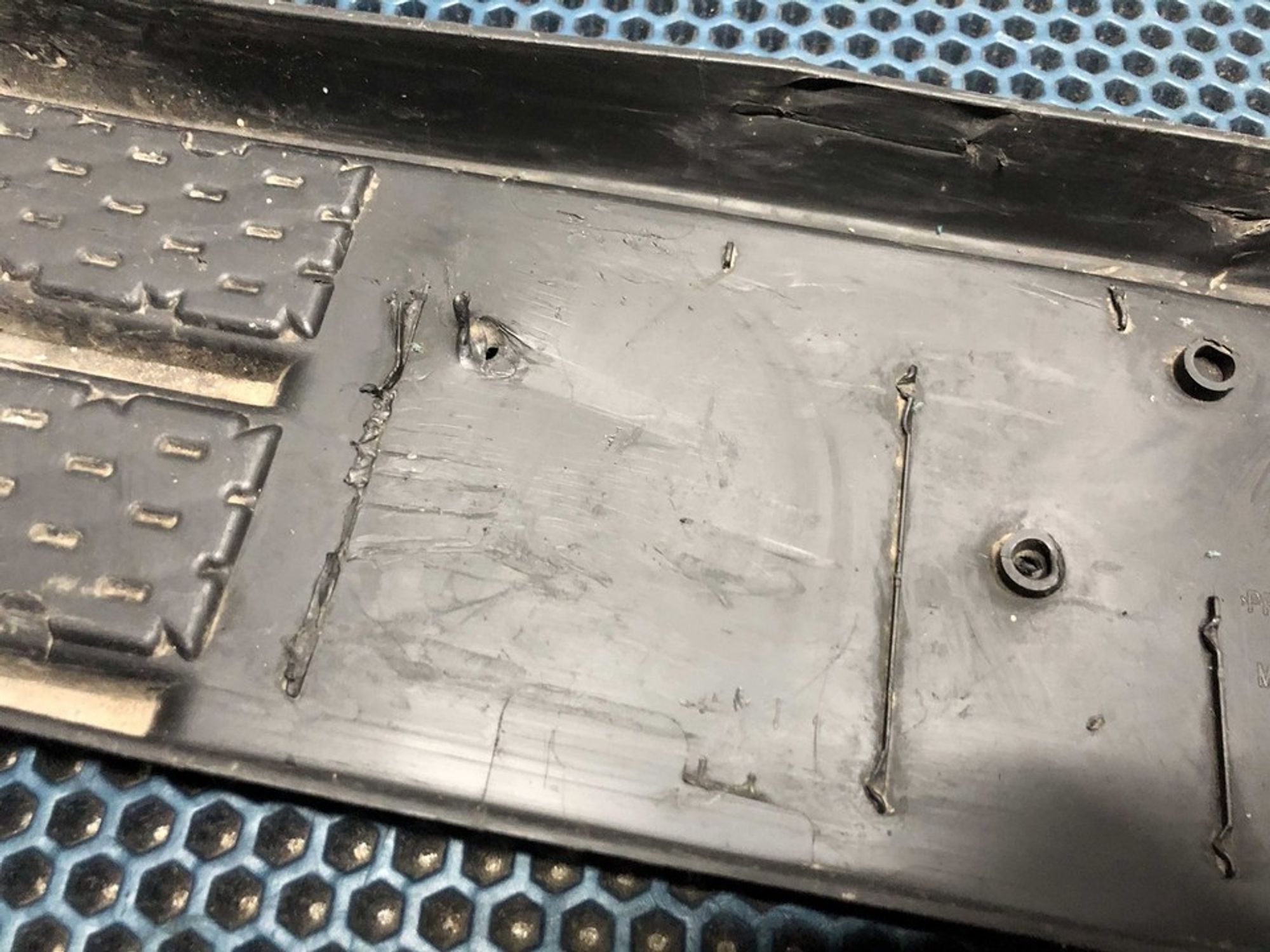 CV4417K945AEW Накладка бампера Ford Kuga II, 600 рублей, Нижний Новгород