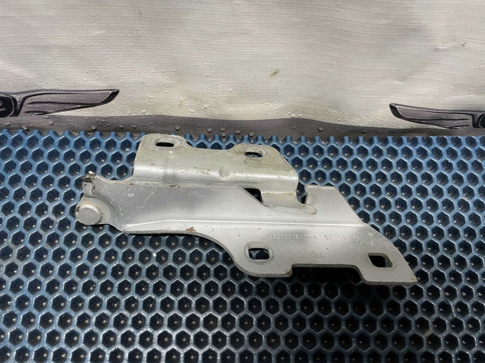 8200715439 Петля капота правая R Renault Symbol I, 600 рублей, Нижний Новгород