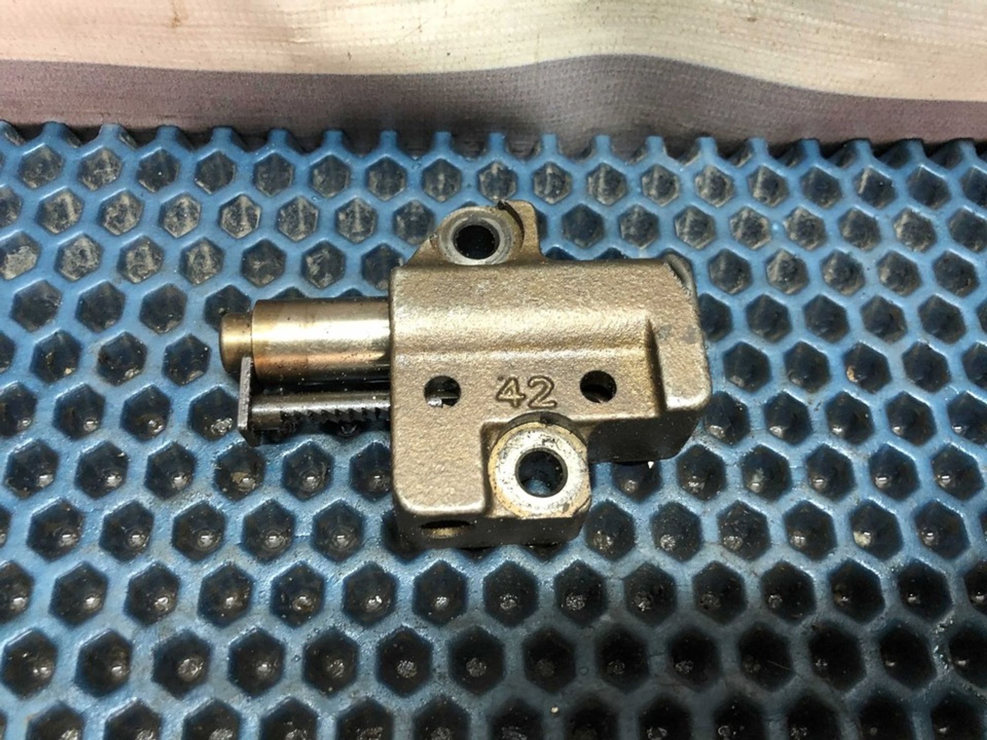 244102B000 Натяжитель цепи ГРМ Hyundai Solaris I, 1500 рублей, Нижний Новгород