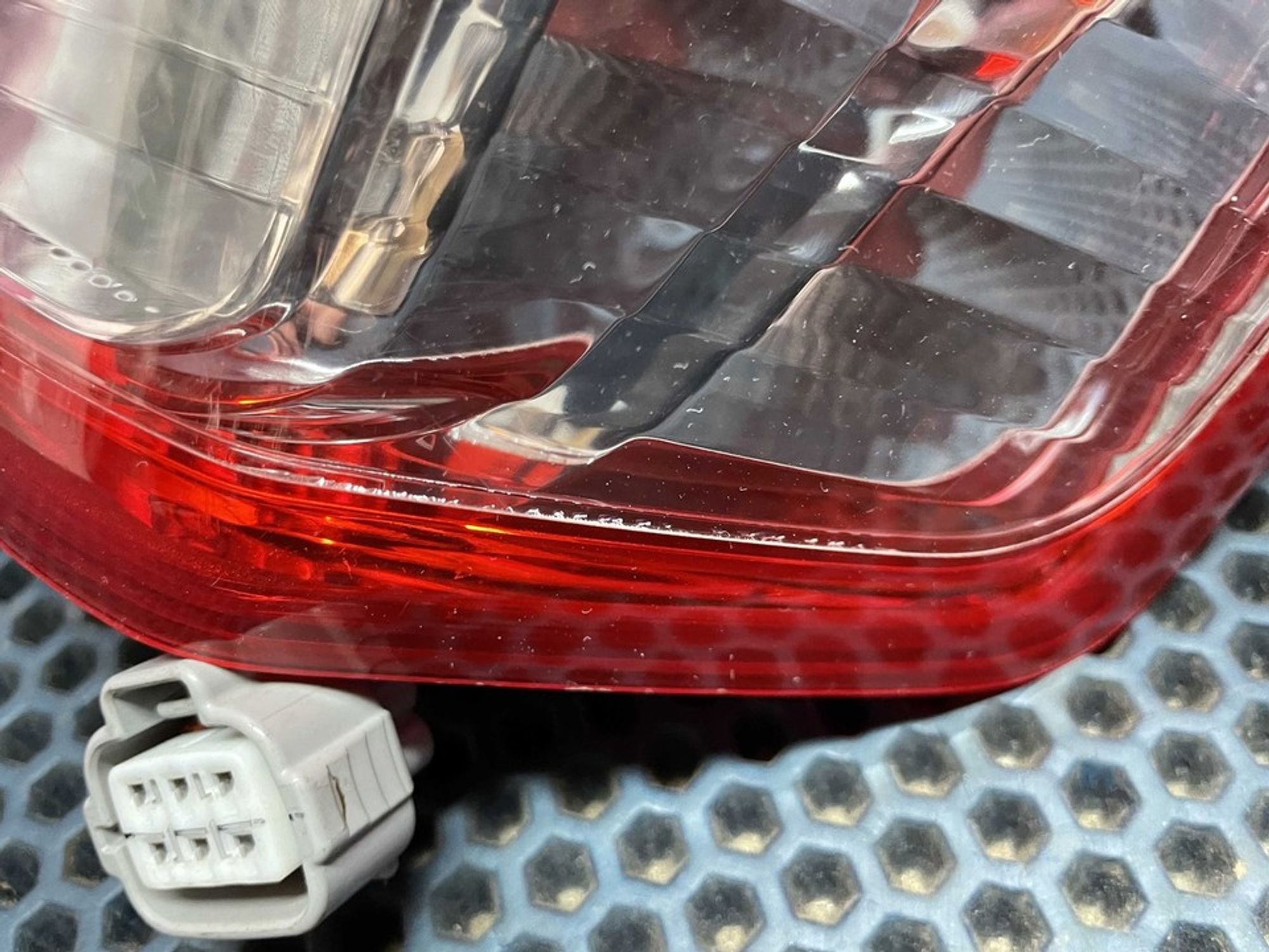 8330A944 Фонарь задний правый R Mitsubishi L200 V, 3400 рублей, Нижний Новгород