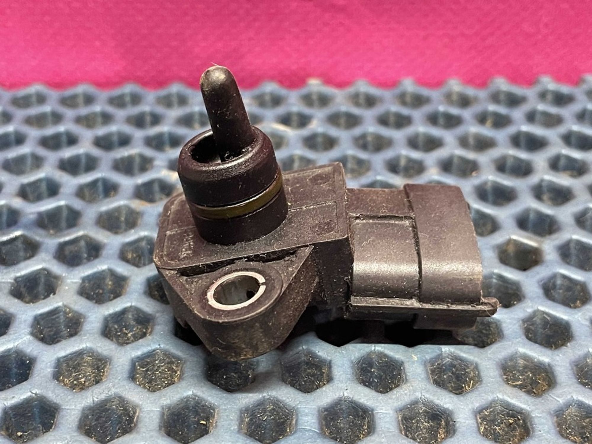 393002B000 Датчик абсолютного давления воздуха Hyundai Accent IV, 600 рублей, Нижний Новгород