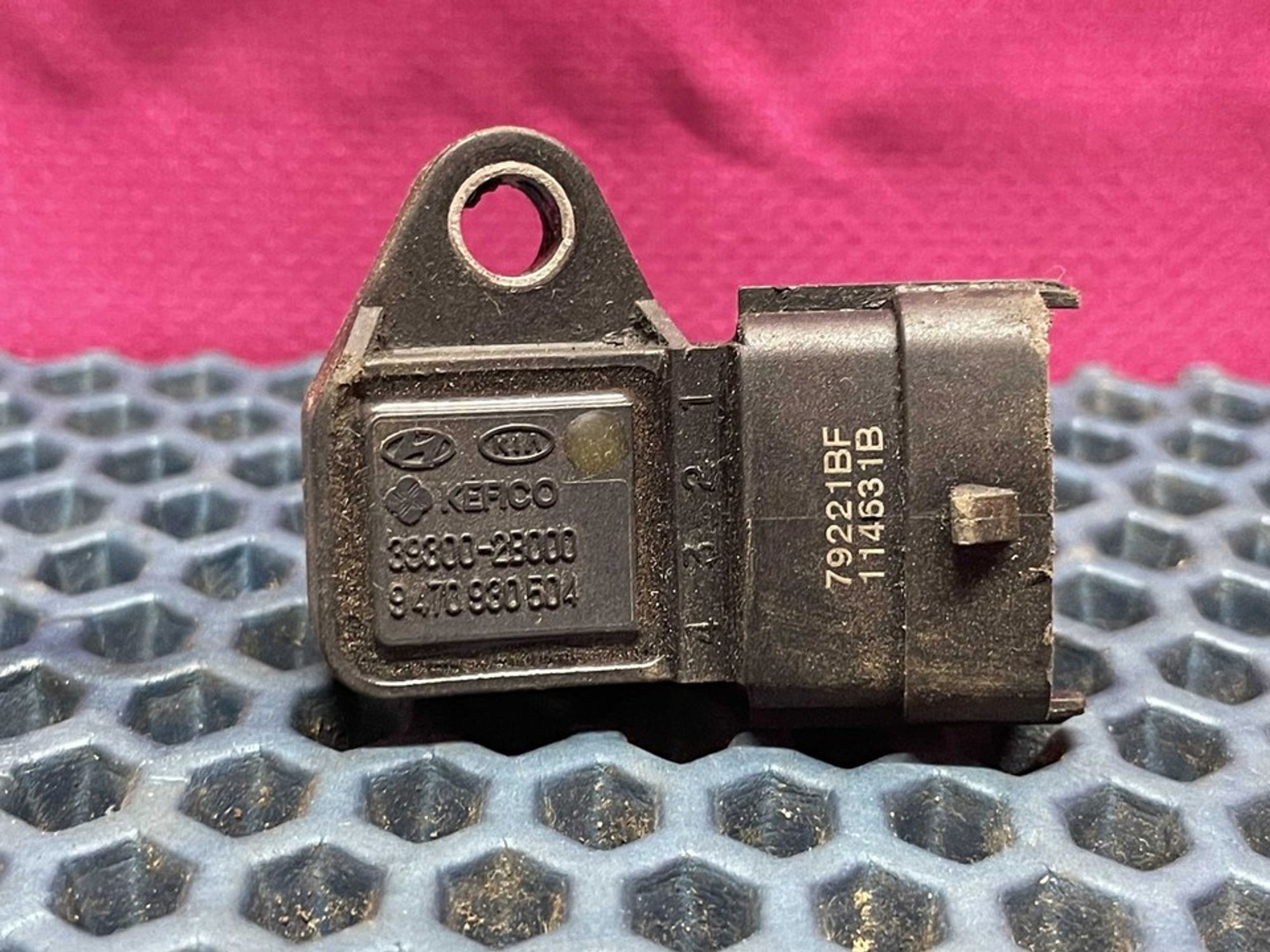 393002B000 Датчик абсолютного давления воздуха Hyundai Accent IV, 600 рублей, Нижний Новгород