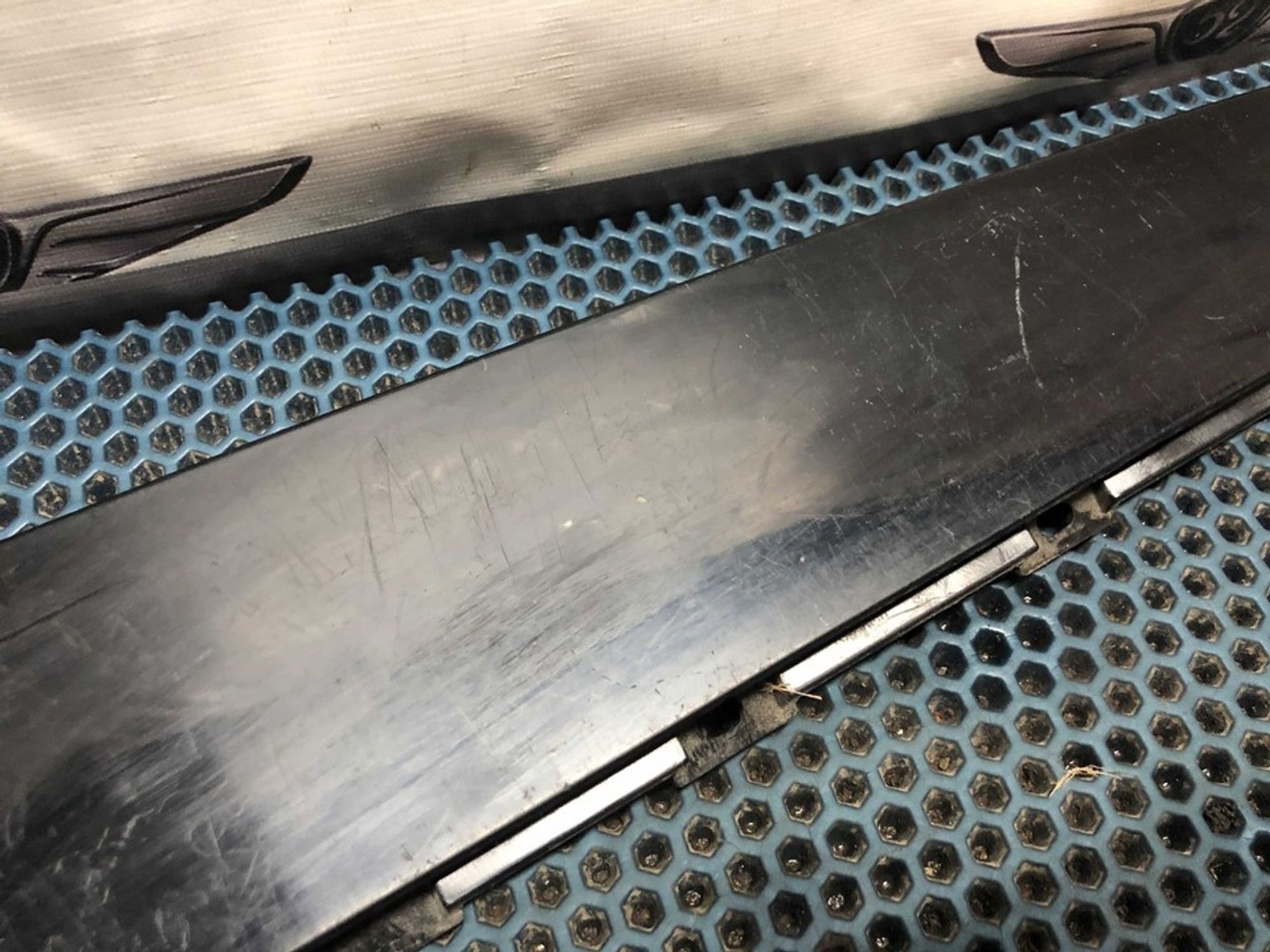 LR118289 Накладка двери задней левой L Land Rover Range Rover Sport II, 1300 рублей, Нижний Новгород