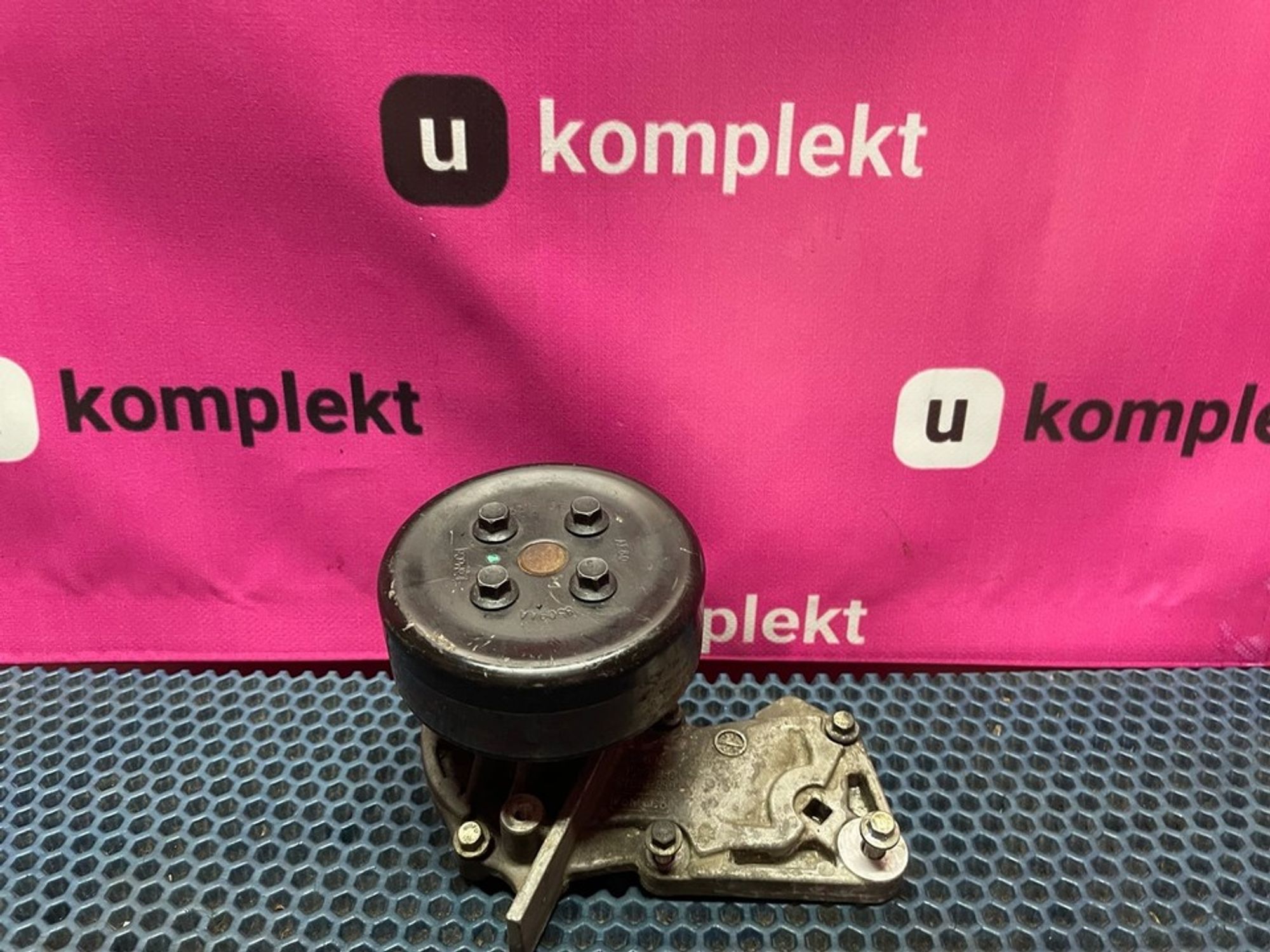 7S7G8501A2C Насос водяной (помпа) Ford Focus III, 2000 рублей, Нижний Новгород