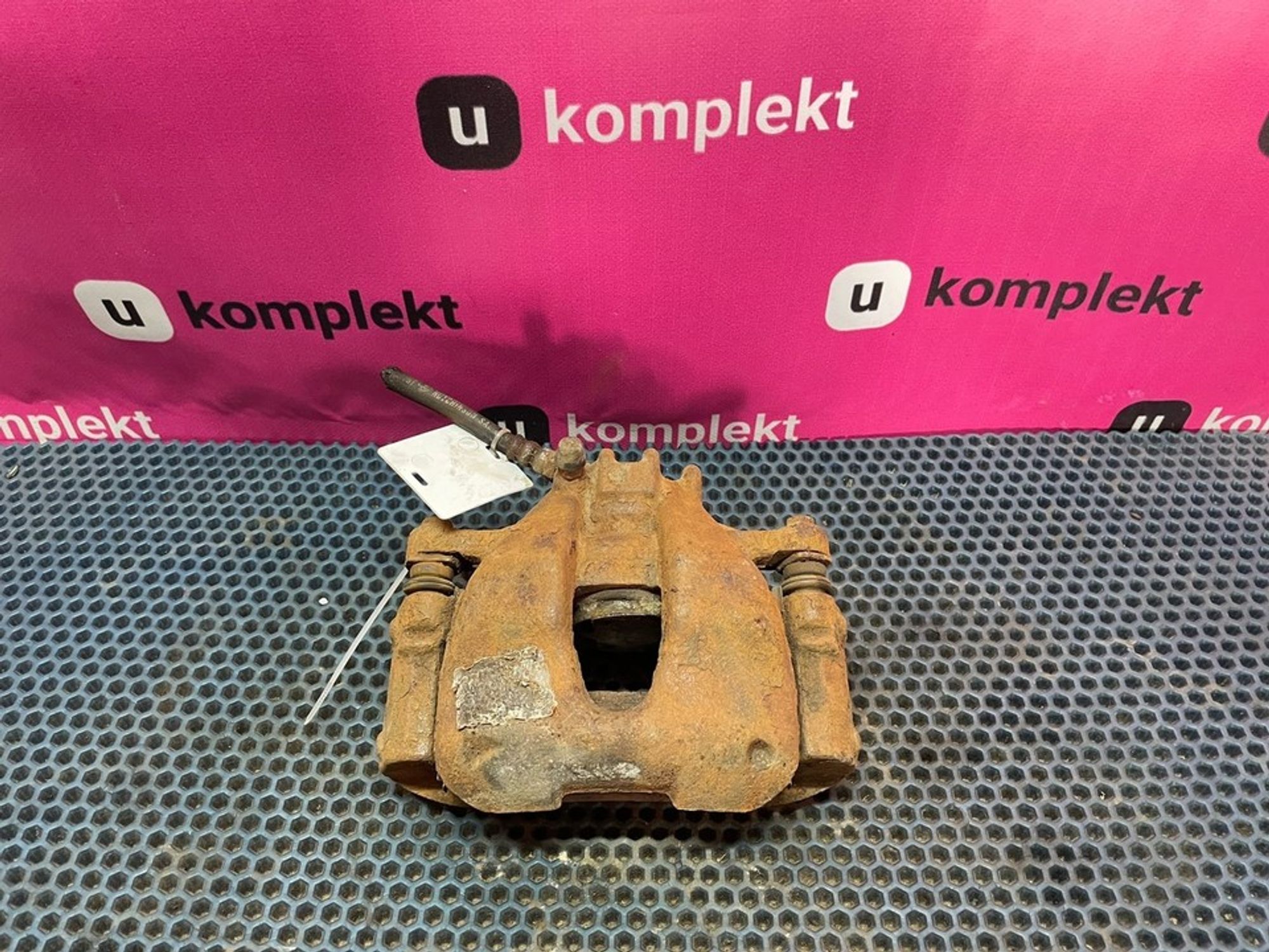 4401N9 Суппорт передний правый R Peugeot 3008, 1400 рублей, Нижний Новгород