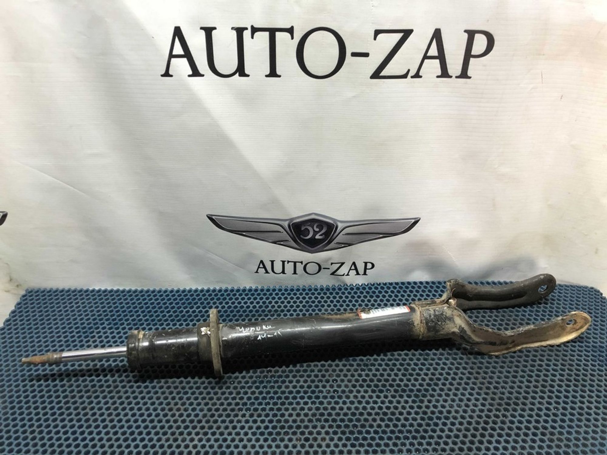 05168100AA Стойка передняя Jeep Grand Cherokee WK2, 4500 рублей, Нижний Новгород