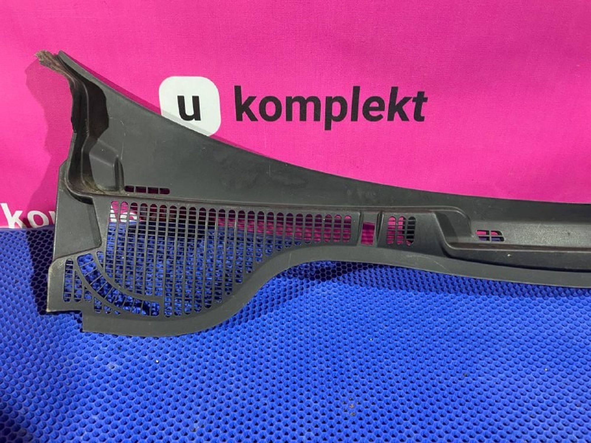 1Z1819415F Решетка стеклоочистителя (планка под лобовое стекло) Skoda Octavia II, 1000 рублей, Нижний Новгород