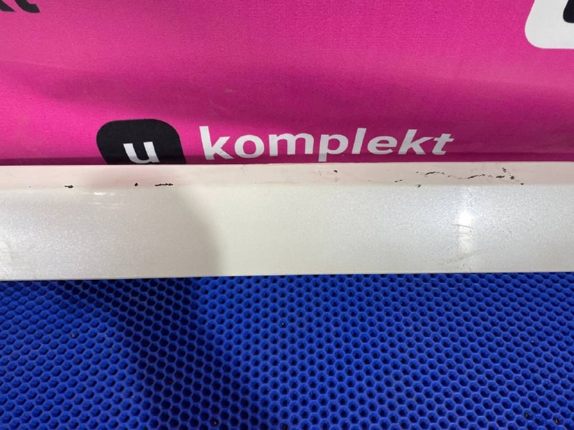 768120R900 Накладка крышки багажника Toyota RAV4 XA50, 700 рублей, Нижний Новгород